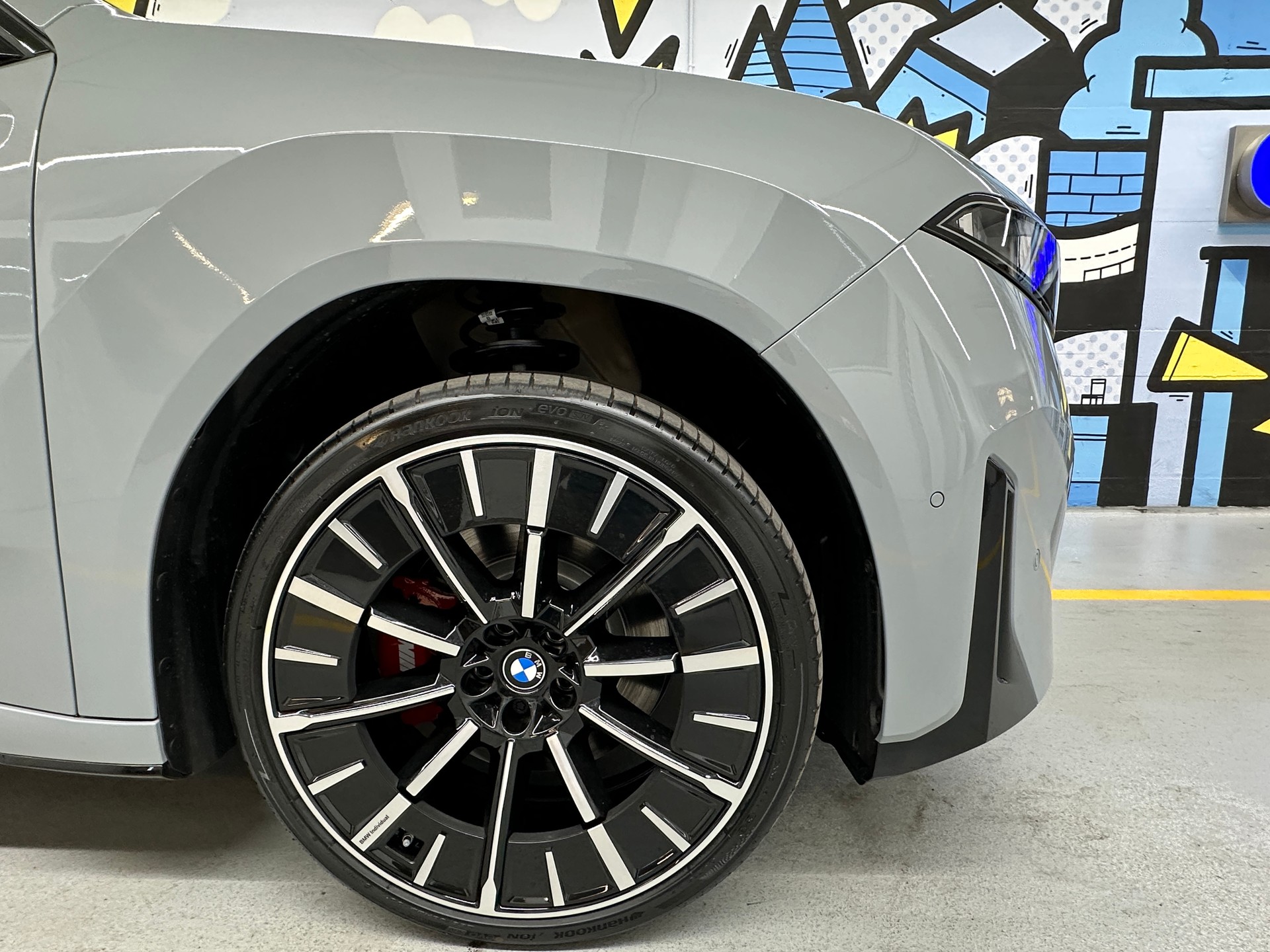 BMW iX3 40 M Sport Pro-image-6
