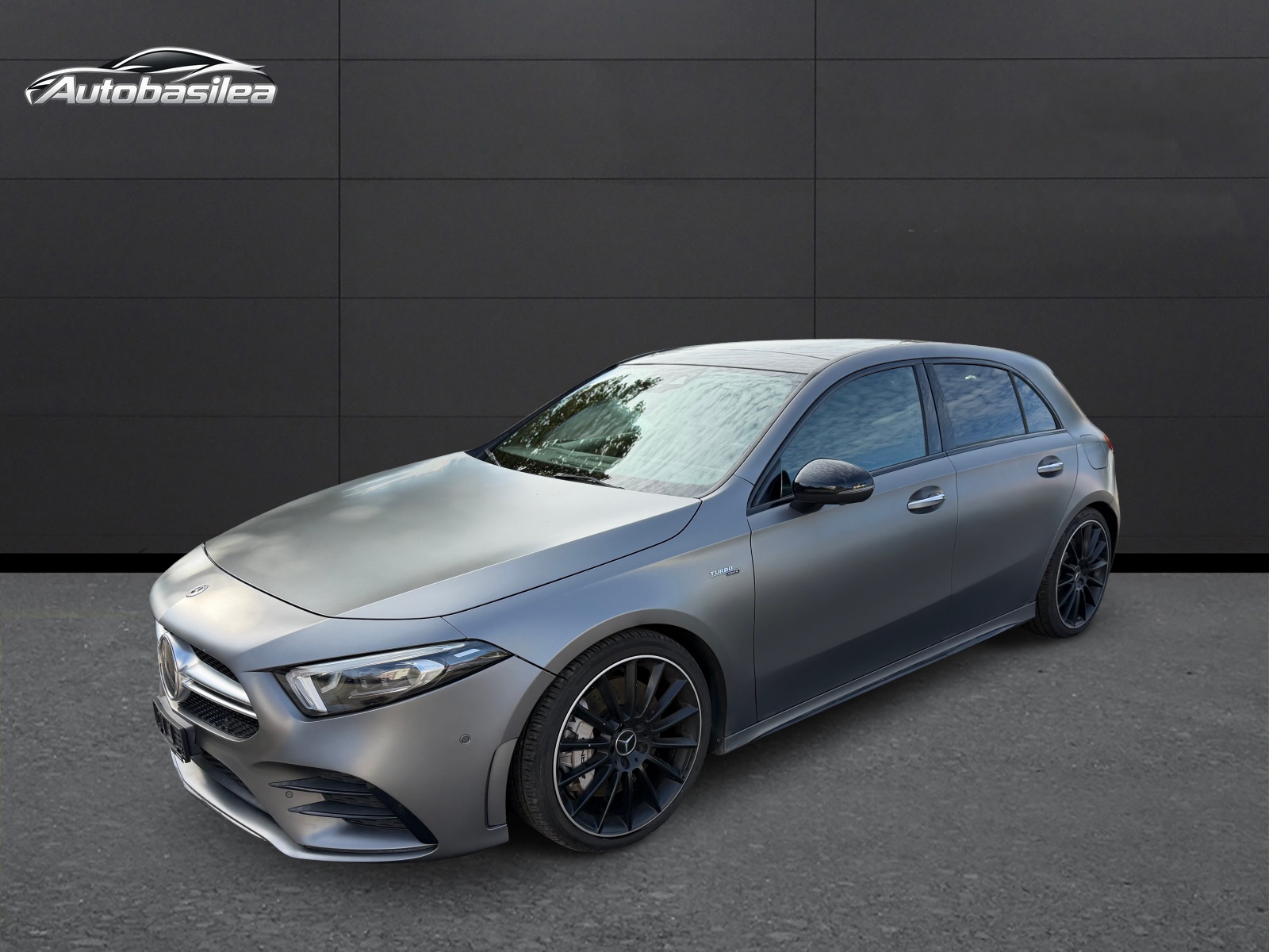MERCEDES-BENZ A 35 AMG 4Matic Edition 1 Speedshift-showroom-element-1