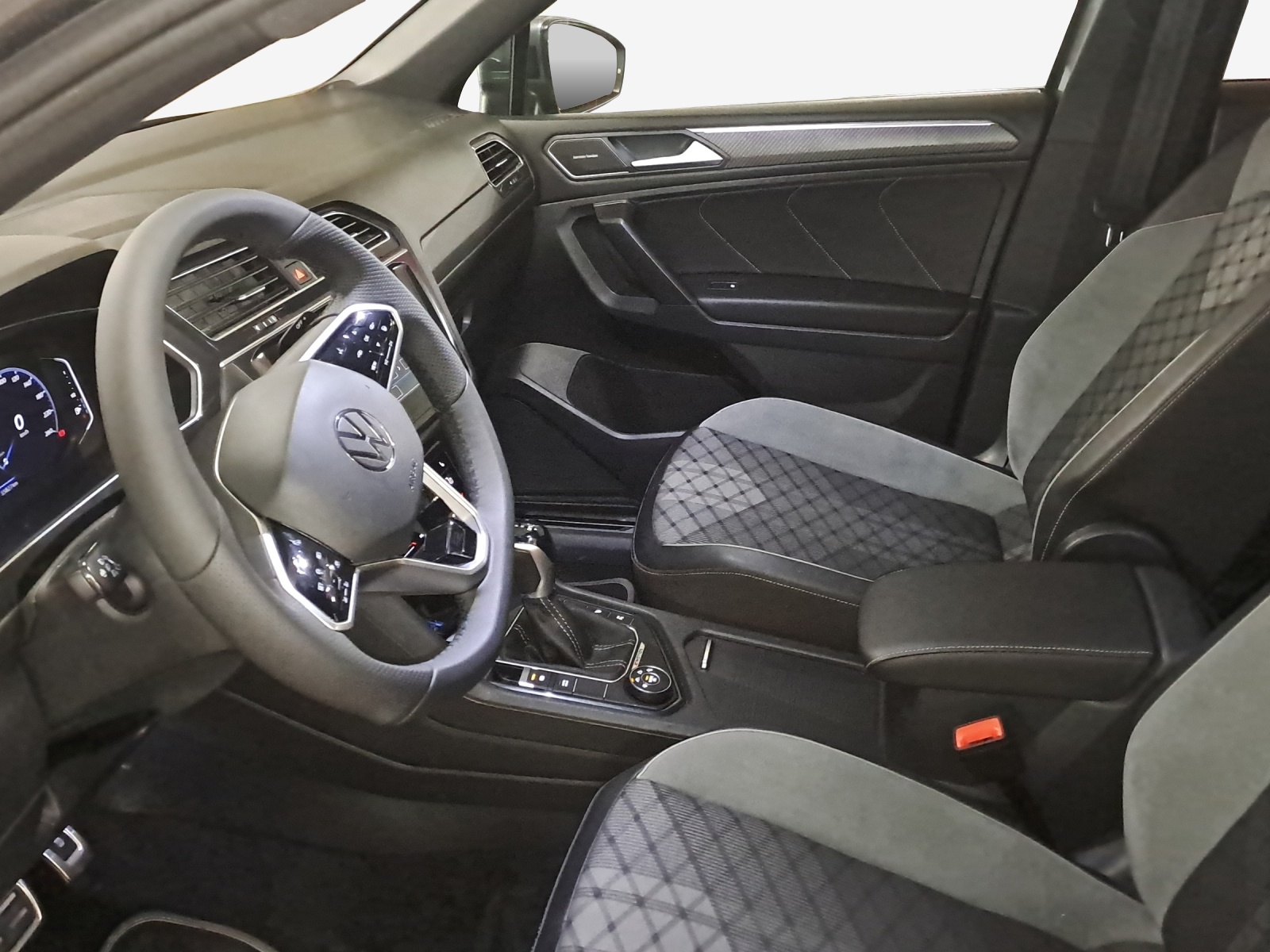 VW Tiguan Allspace 2.0TSI R-Line 4Motion DSG-image-7