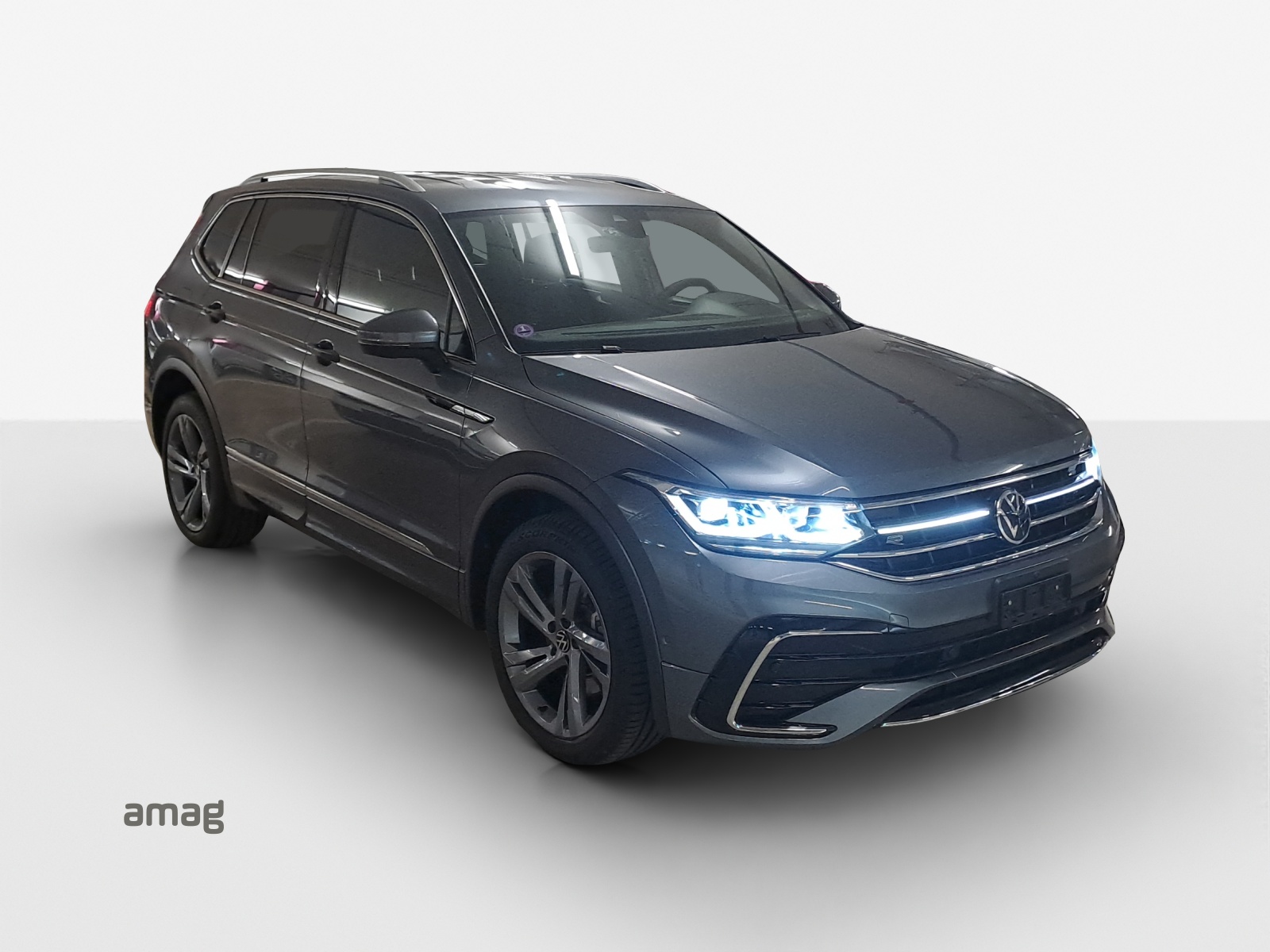 VW Tiguan Allspace 2.0TSI R-Line 4Motion DSG-image-5