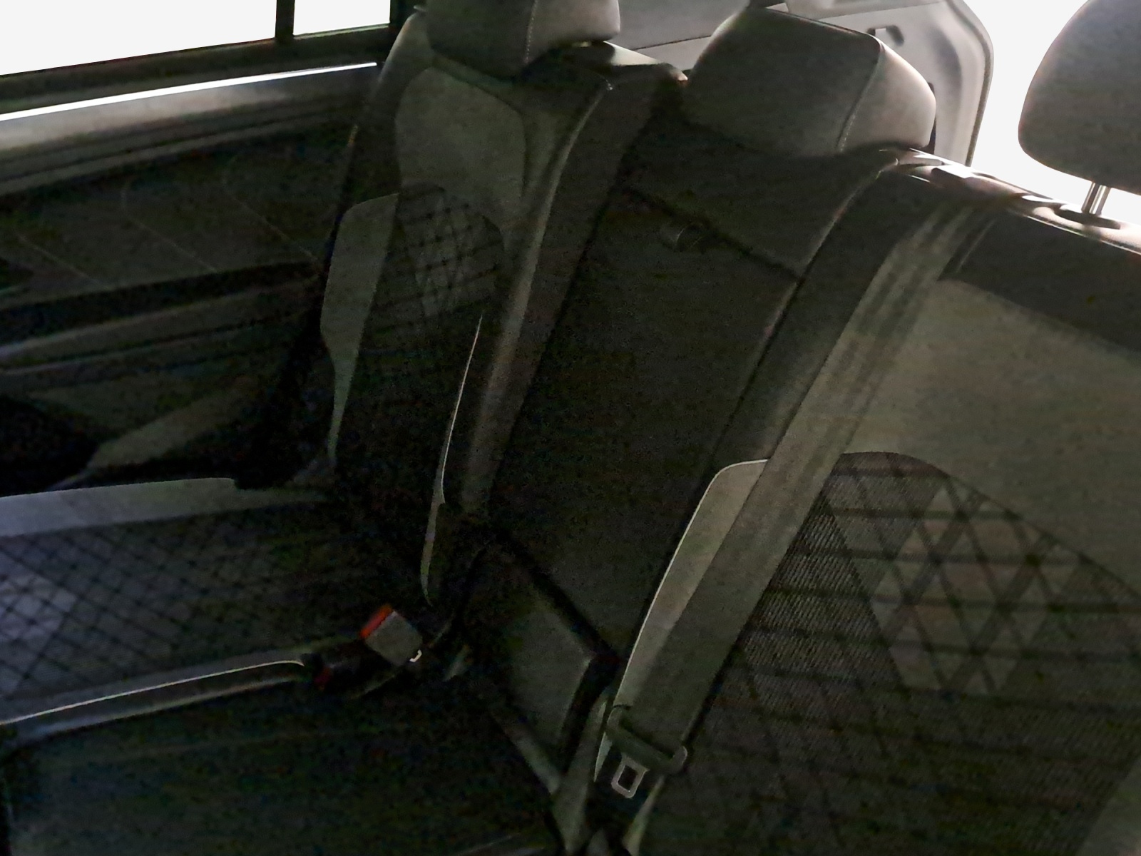 VW Tiguan Allspace 2.0TSI R-Line 4Motion DSG-image-11