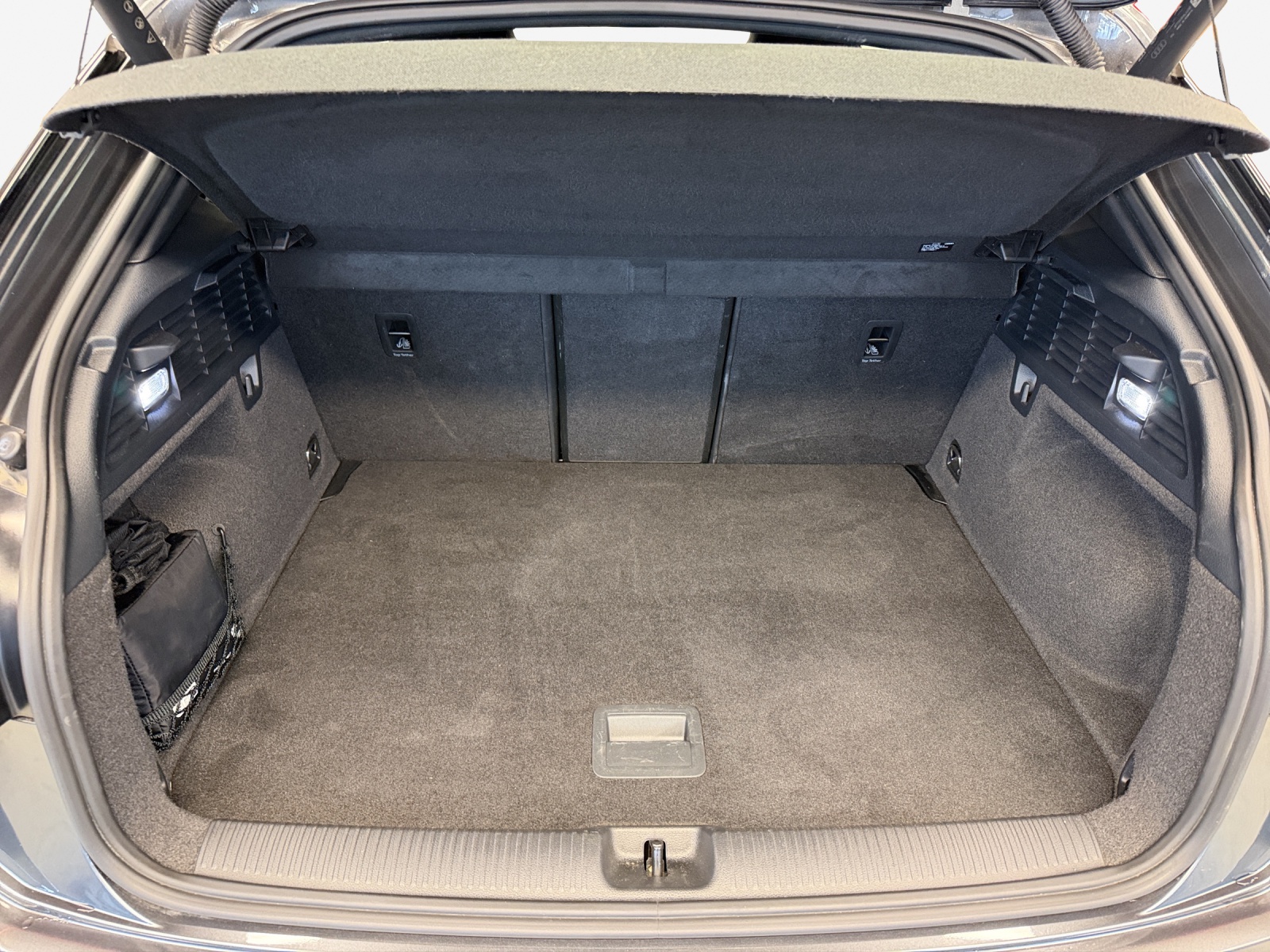AUDI SQ2 TFSI quattro S-tronic-image-12