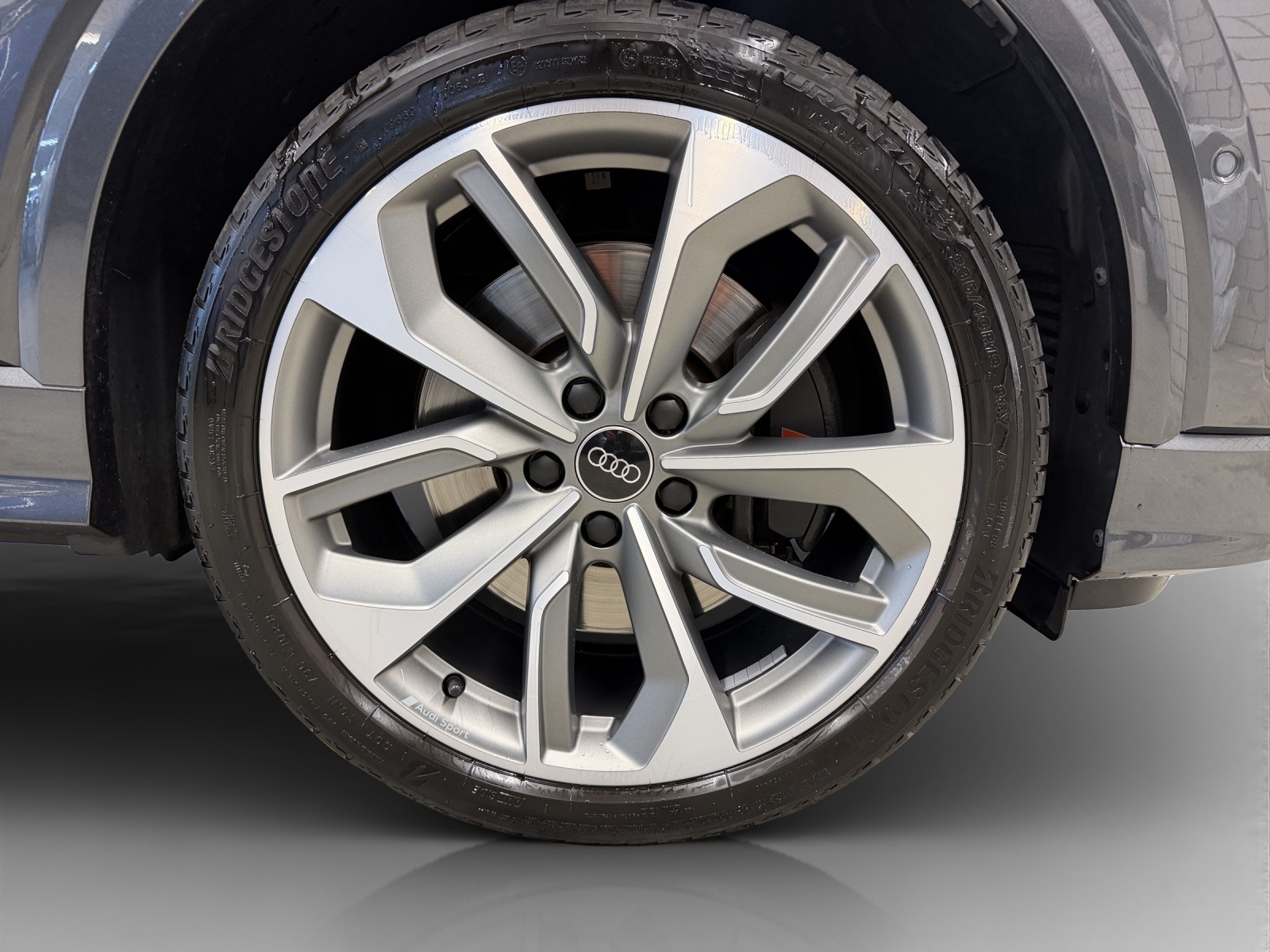 AUDI SQ2 TFSI quattro S-tronic-image-13