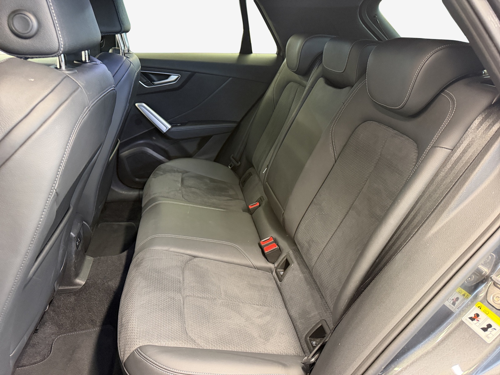 AUDI SQ2 TFSI quattro S-tronic-image-11