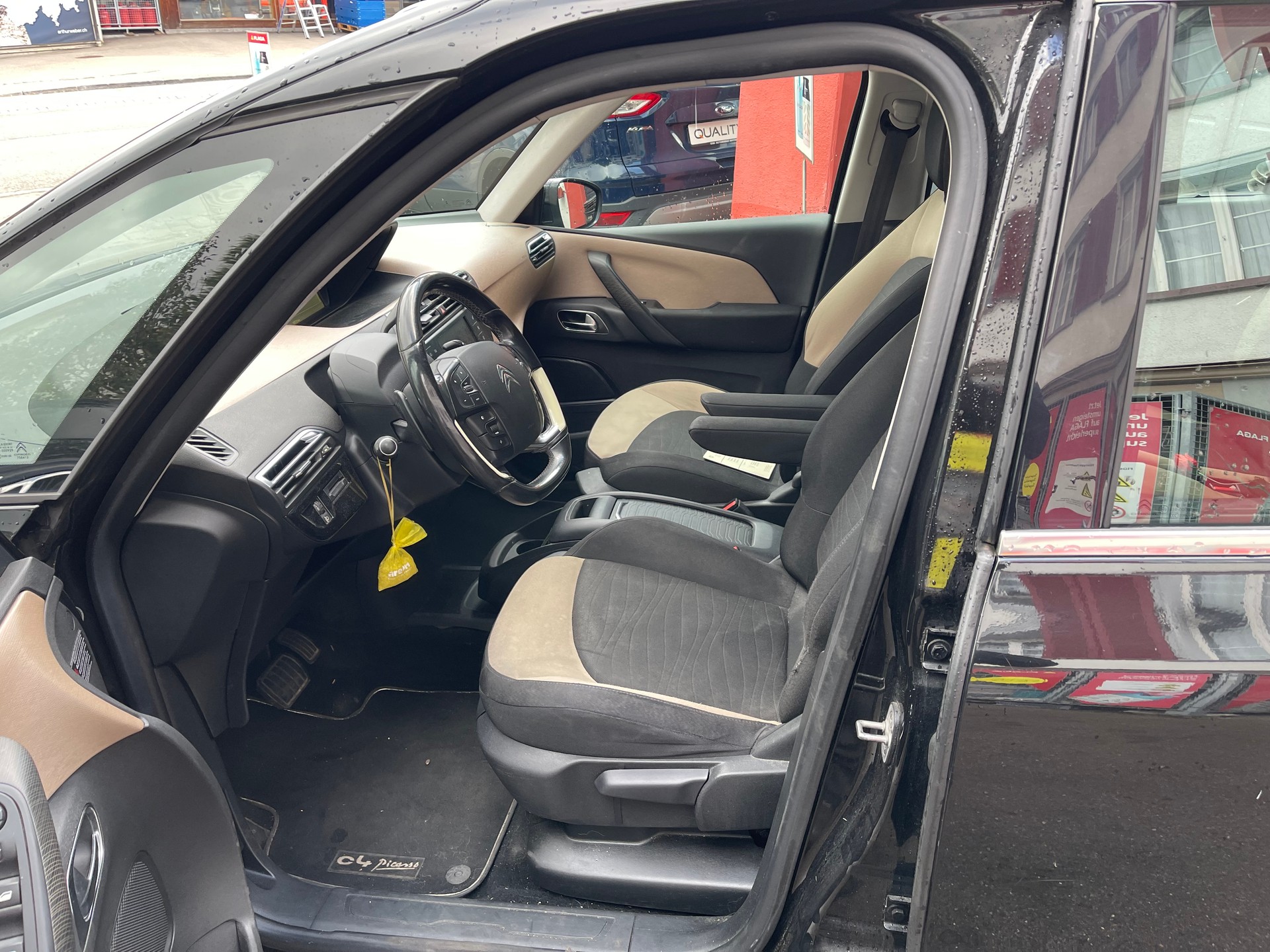 CITROEN C4 Picasso 1.6 e-HDi Attraction ETG6-image-8