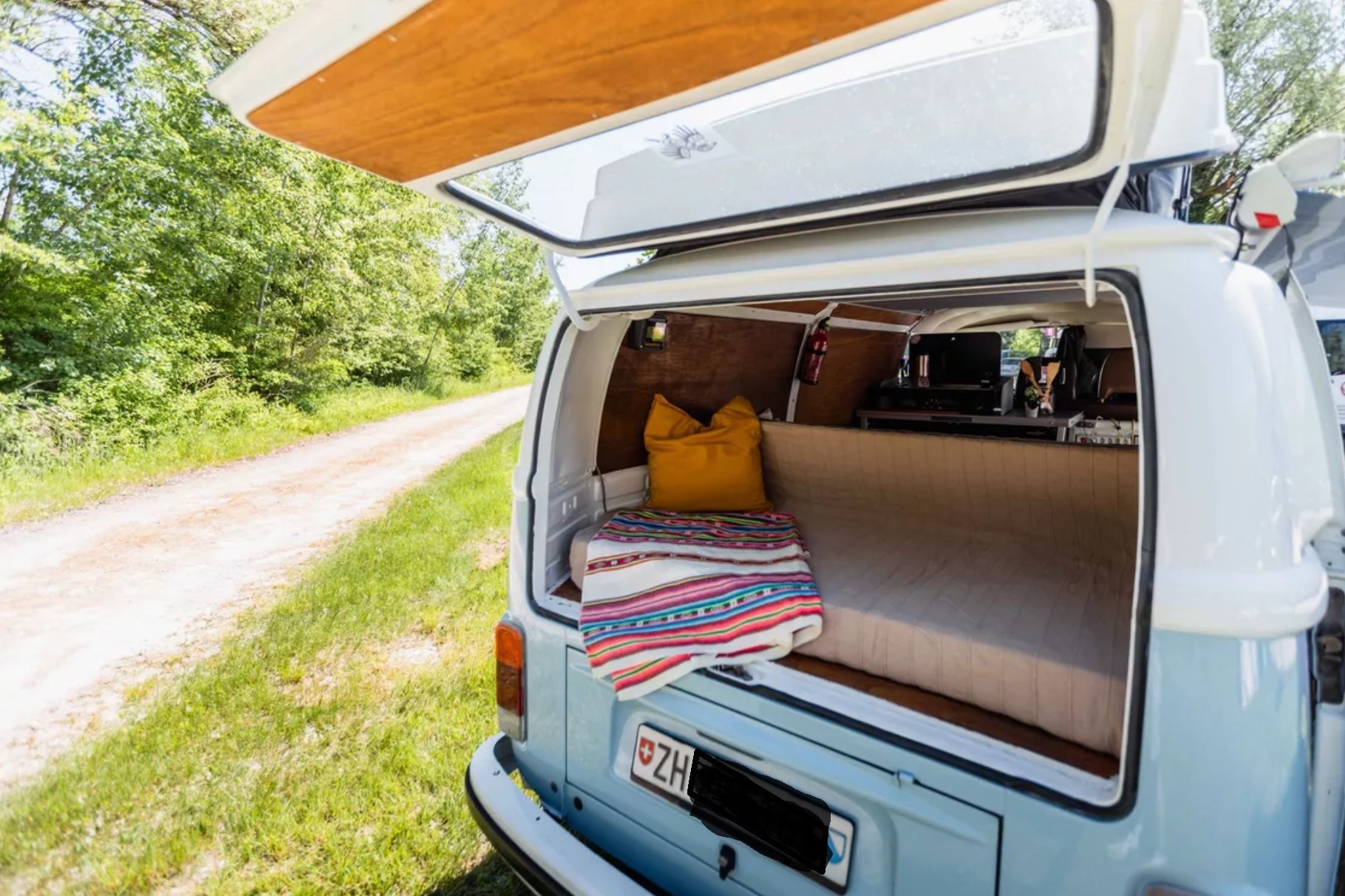 VW T2 Camper-image-9
