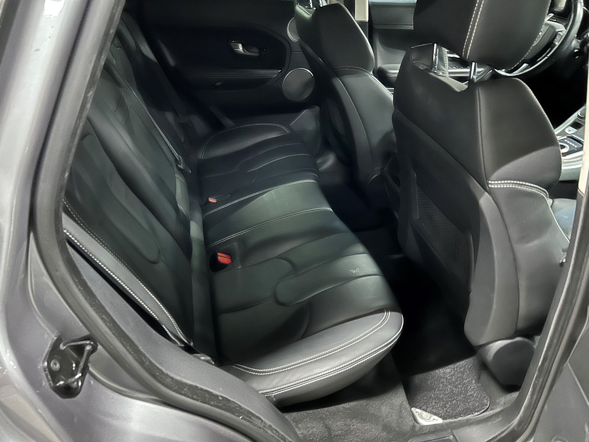 LAND ROVER Range Rover Evoque 2.2 TD4 Dynamic AT6-image-12
