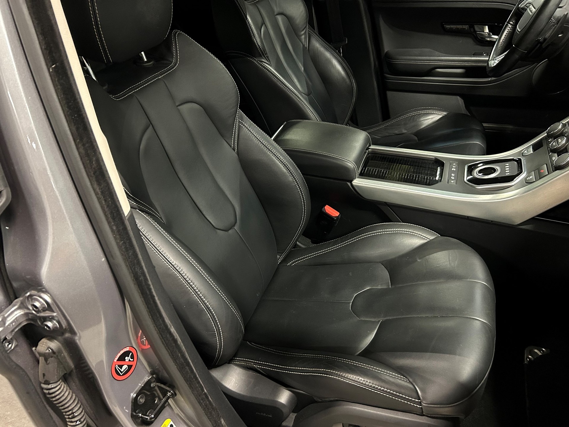 LAND ROVER Range Rover Evoque 2.2 TD4 Dynamic AT6-image-11