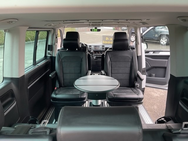 VW T6 Multivan 2.0 Bi-TDI Highline Liberty 4Mot. DSG-image-11