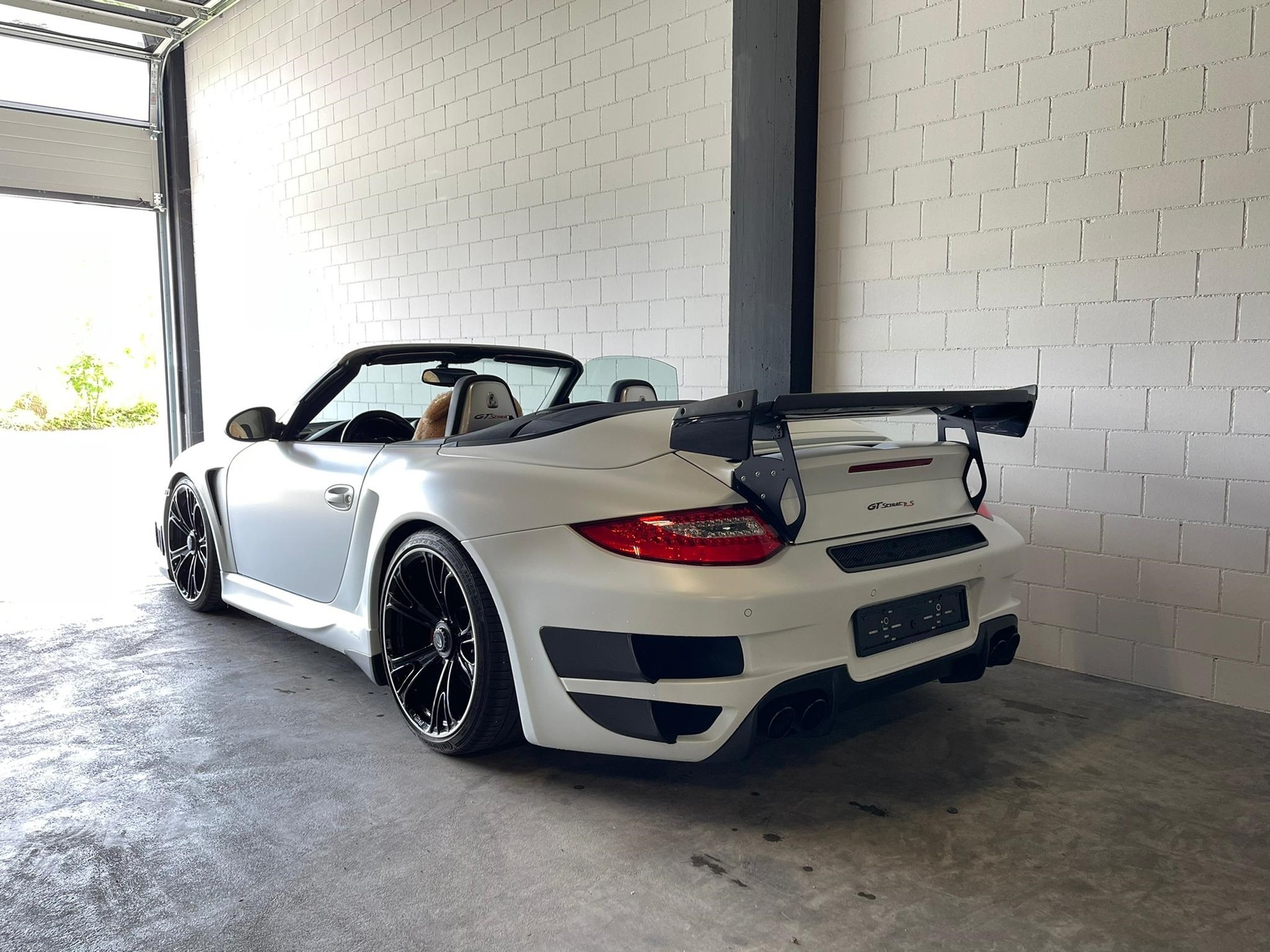 PORSCHE 911 Cabrio Turbo Tiptronic TECHART GT Street RS 660 PS-image-3