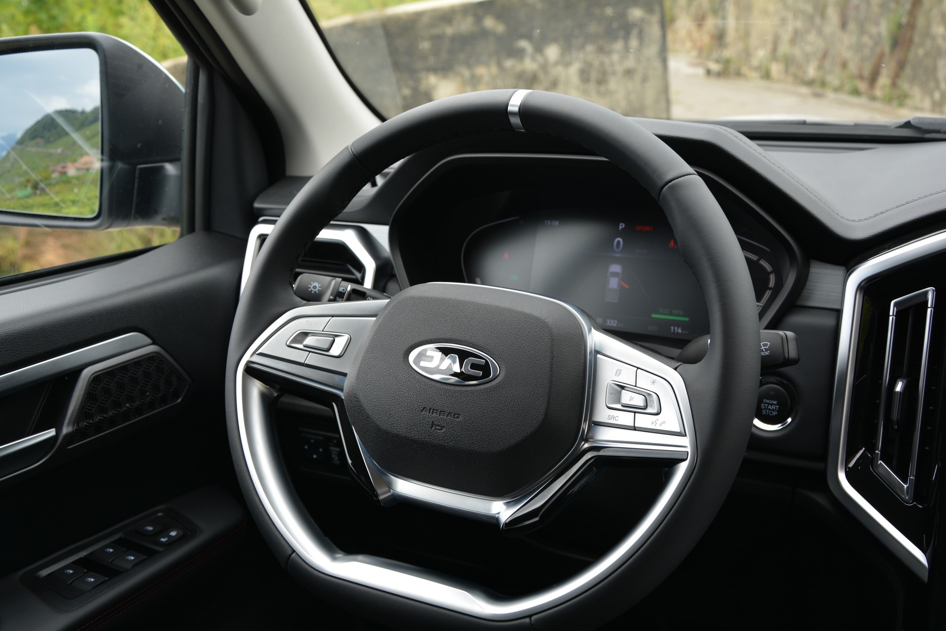 JAC T9EV 88kWh Advance 4x4-image-17
