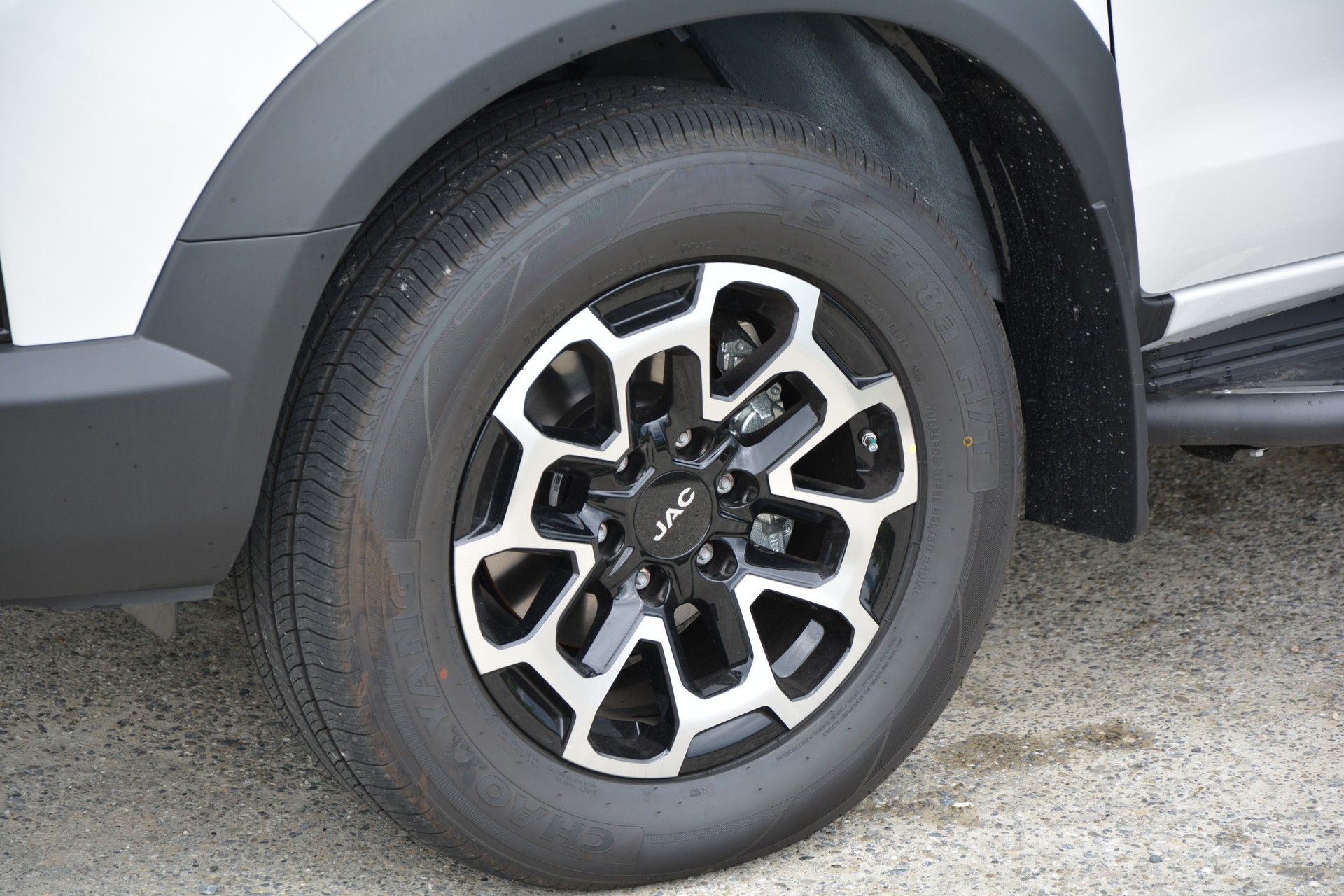 JAC T9EV 88kWh Advance 4x4-image-9