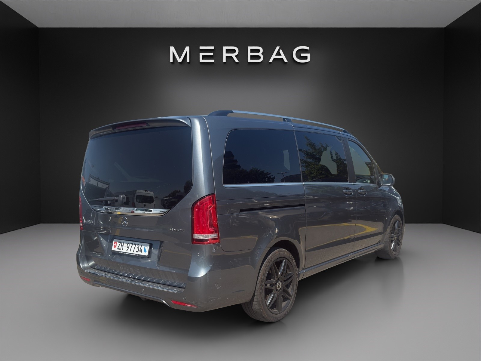 MERCEDES-BENZ V 300 d lang Avantgarde 4Matic 9G-Tronic-image-3