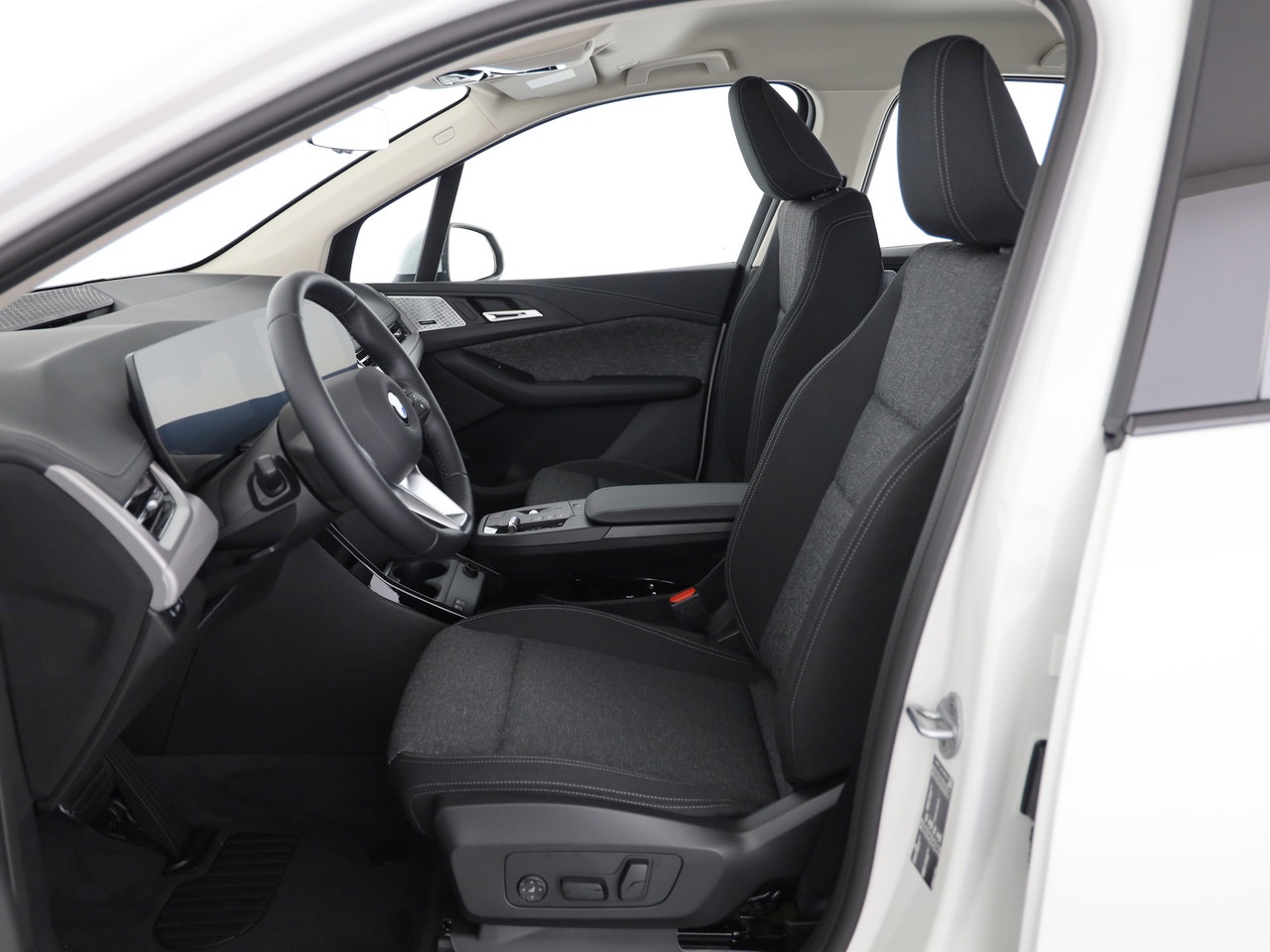 BMW 220i Active Tourer DKG-image-4