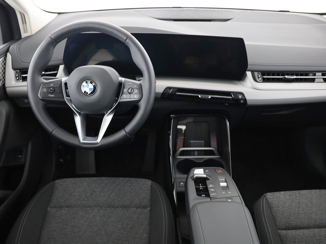 BMW 220i Active Tourer DKG-image-3