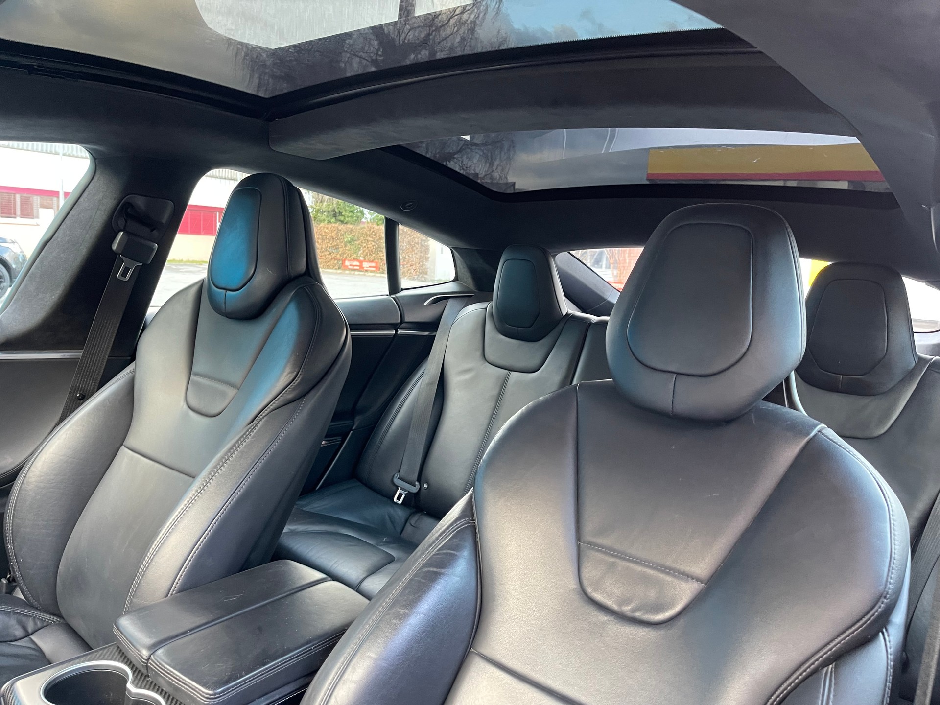 TESLA Model S 75 Base-image-8