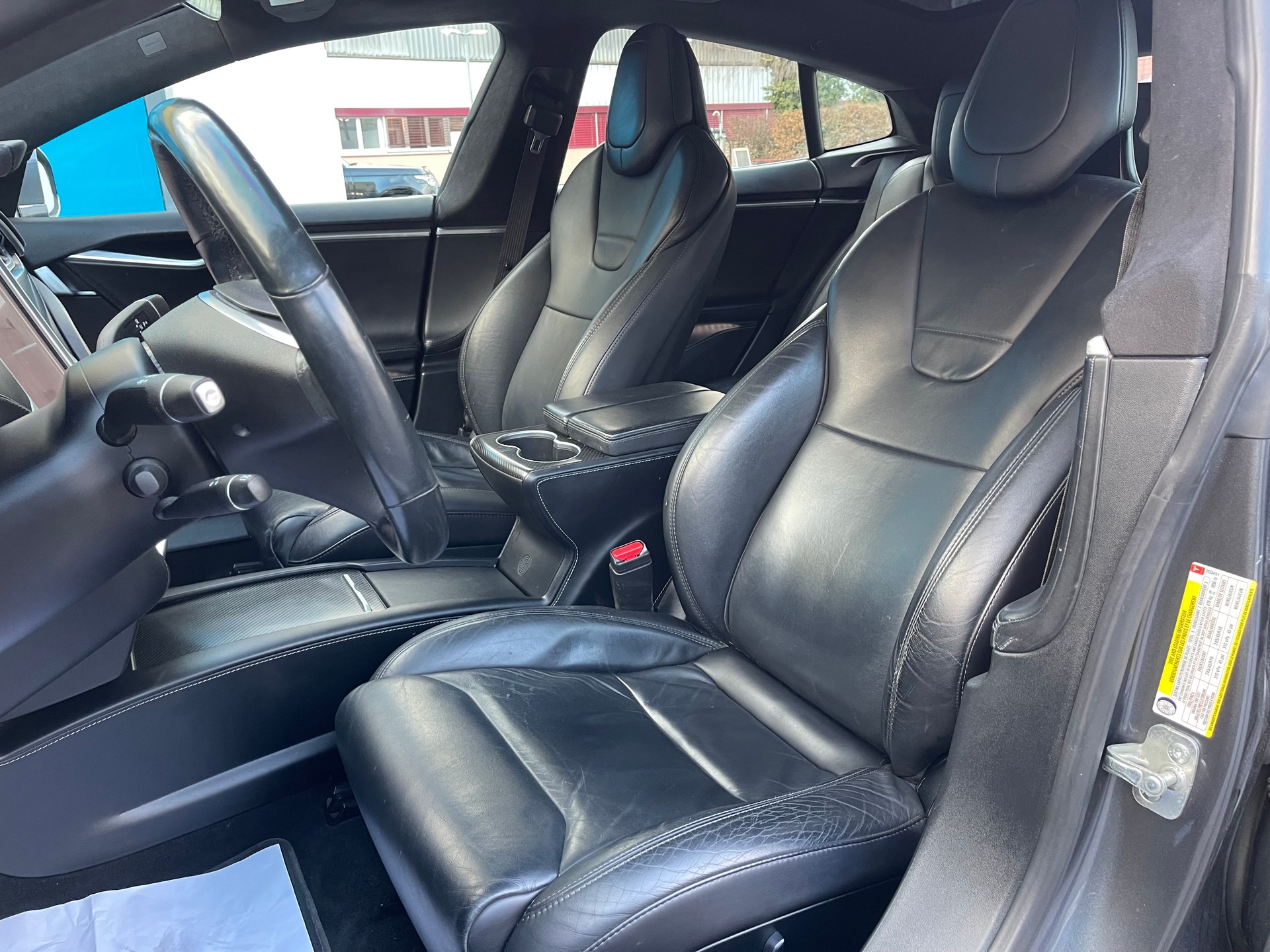 TESLA Model S 75 Base-image-7