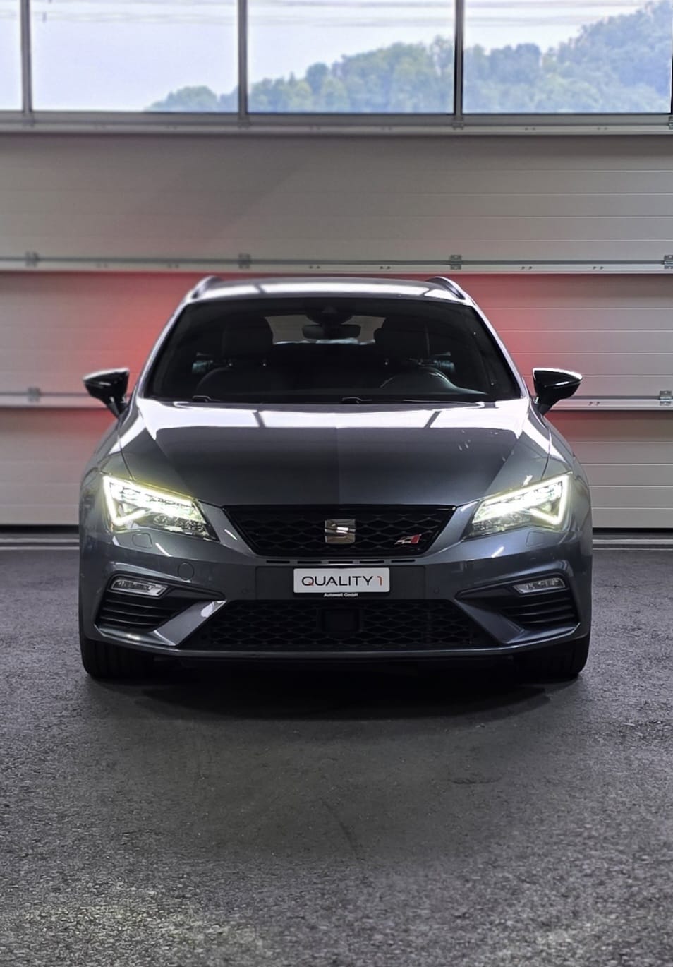 SEAT Leon ST 2.0 TSI Cupra 300 4 Drive DSG *CH-Fahrzeug*-image-7
