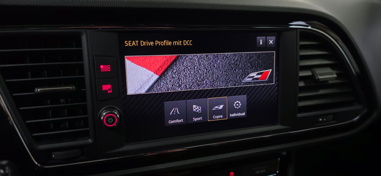 SEAT Leon ST 2.0 TSI Cupra 300 4 Drive DSG *CH-Fahrzeug*-image-22