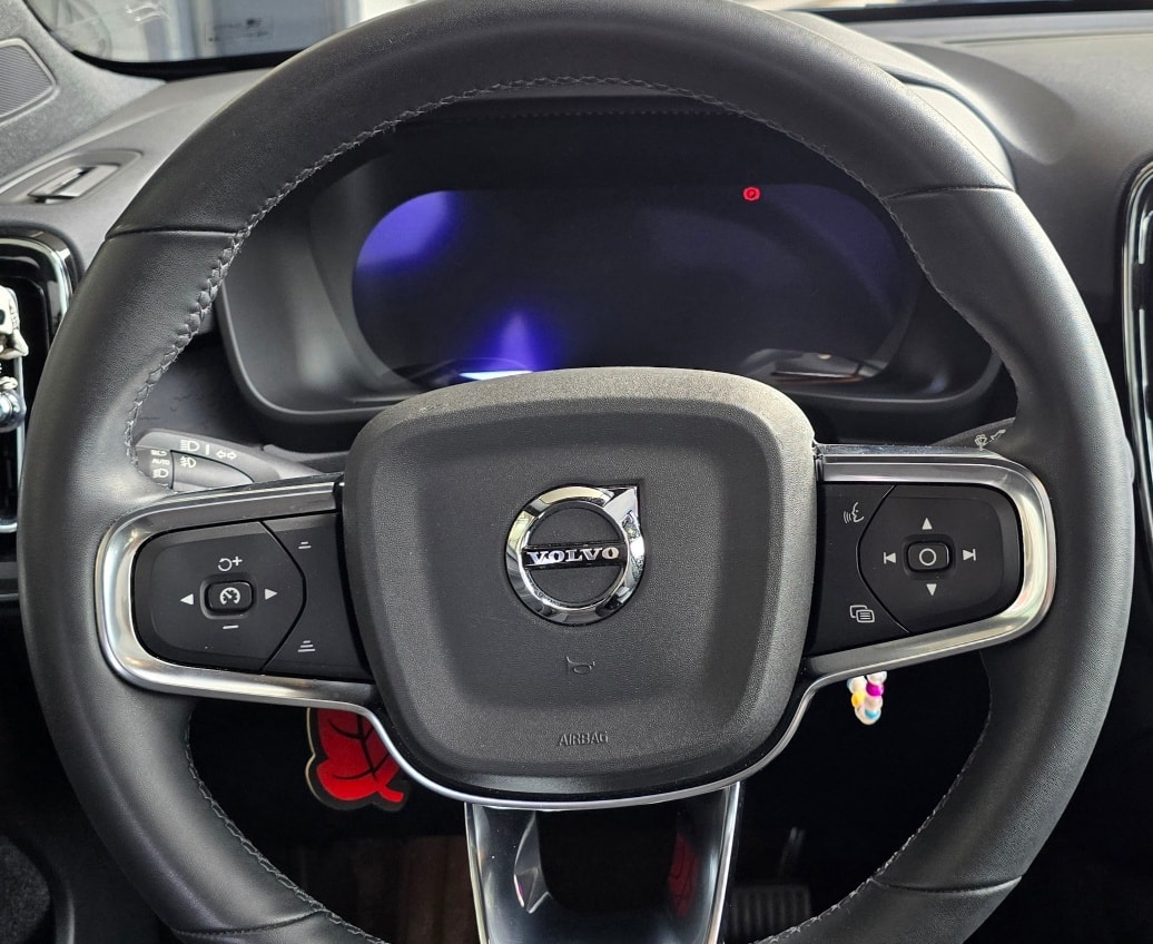 VOLVO C40 Recharge P6 Pure Electric Core-image-10