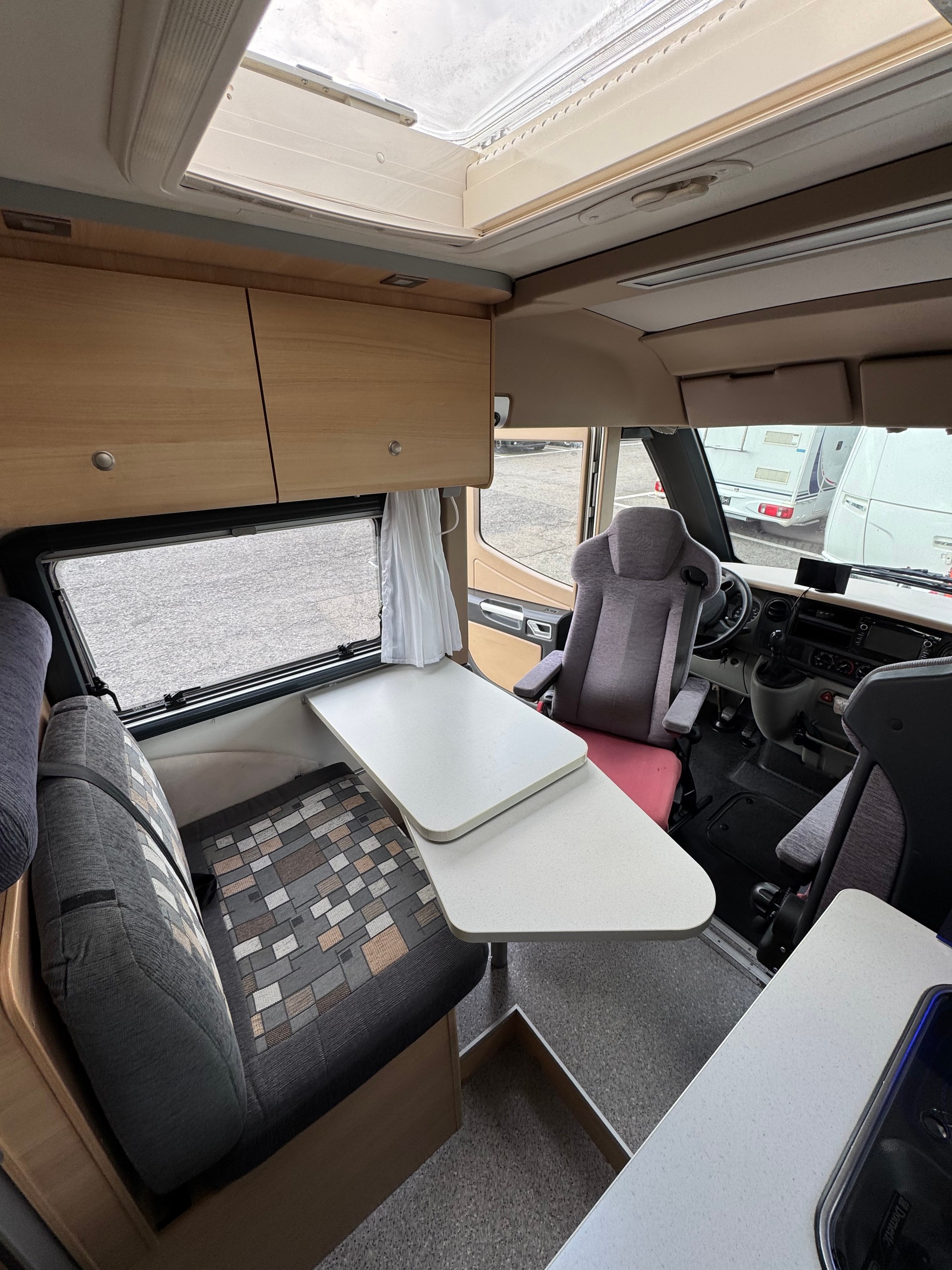 KNAUS Tabbert Renault Master 2.5 TDI - 750 kg Nutzlast Total 3500 kg-image-7