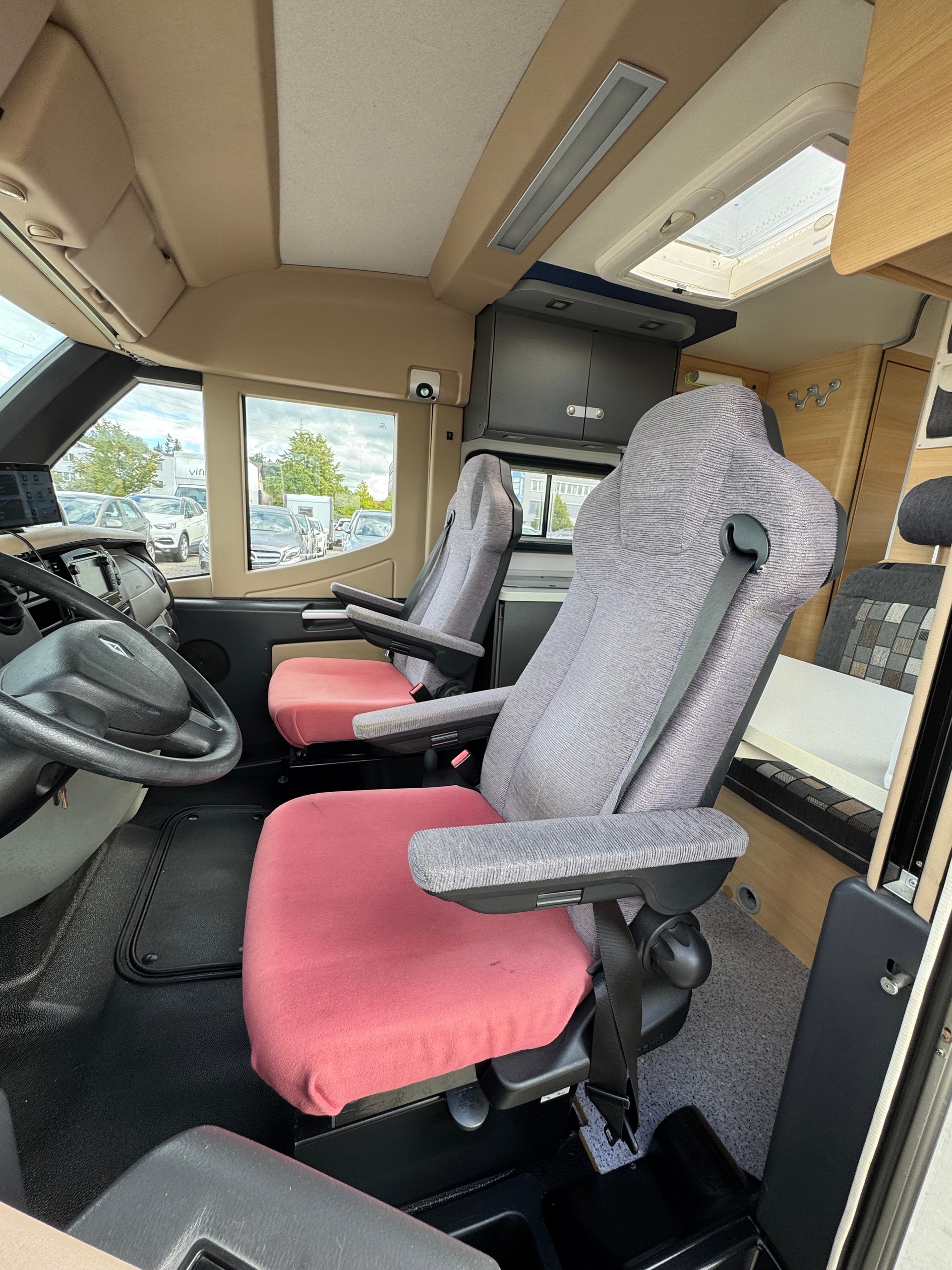 KNAUS Tabbert Renault Master 2.5 TDI - 750 kg Nutzlast Total 3500 kg-image-4