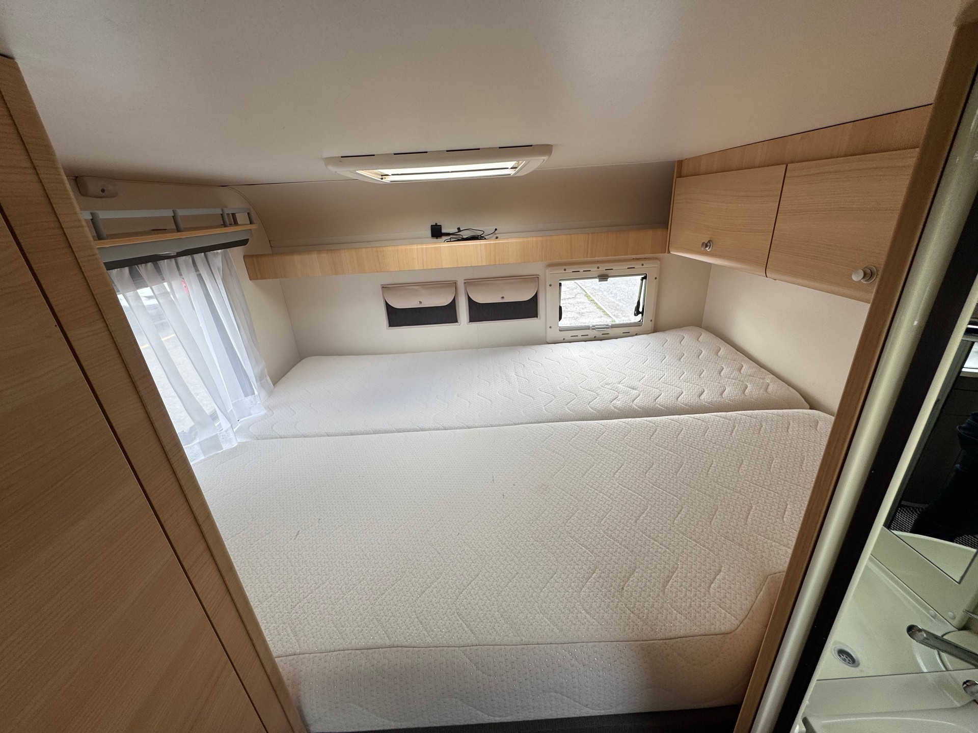 KNAUS Tabbert Renault Master 2.5 TDI - 750 kg Nutzlast Total 3500 kg-image-10