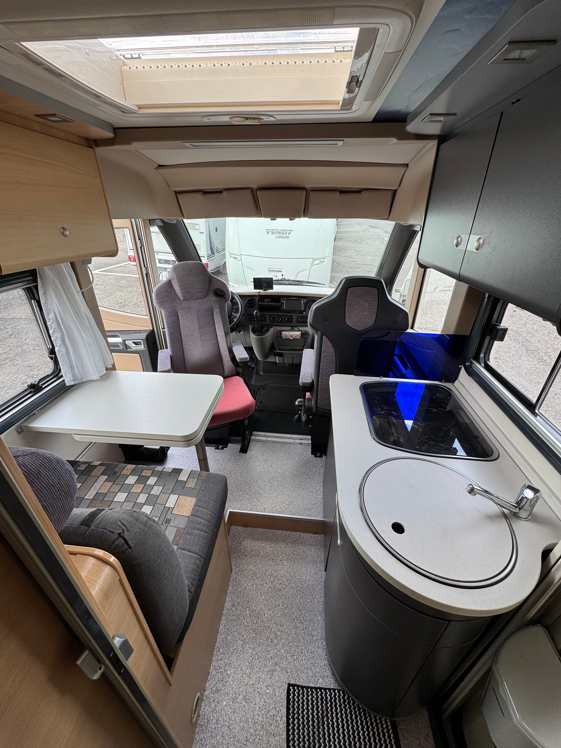 KNAUS Tabbert Renault Master 2.5 TDI - 750 kg Nutzlast Total 3500 kg-image-6