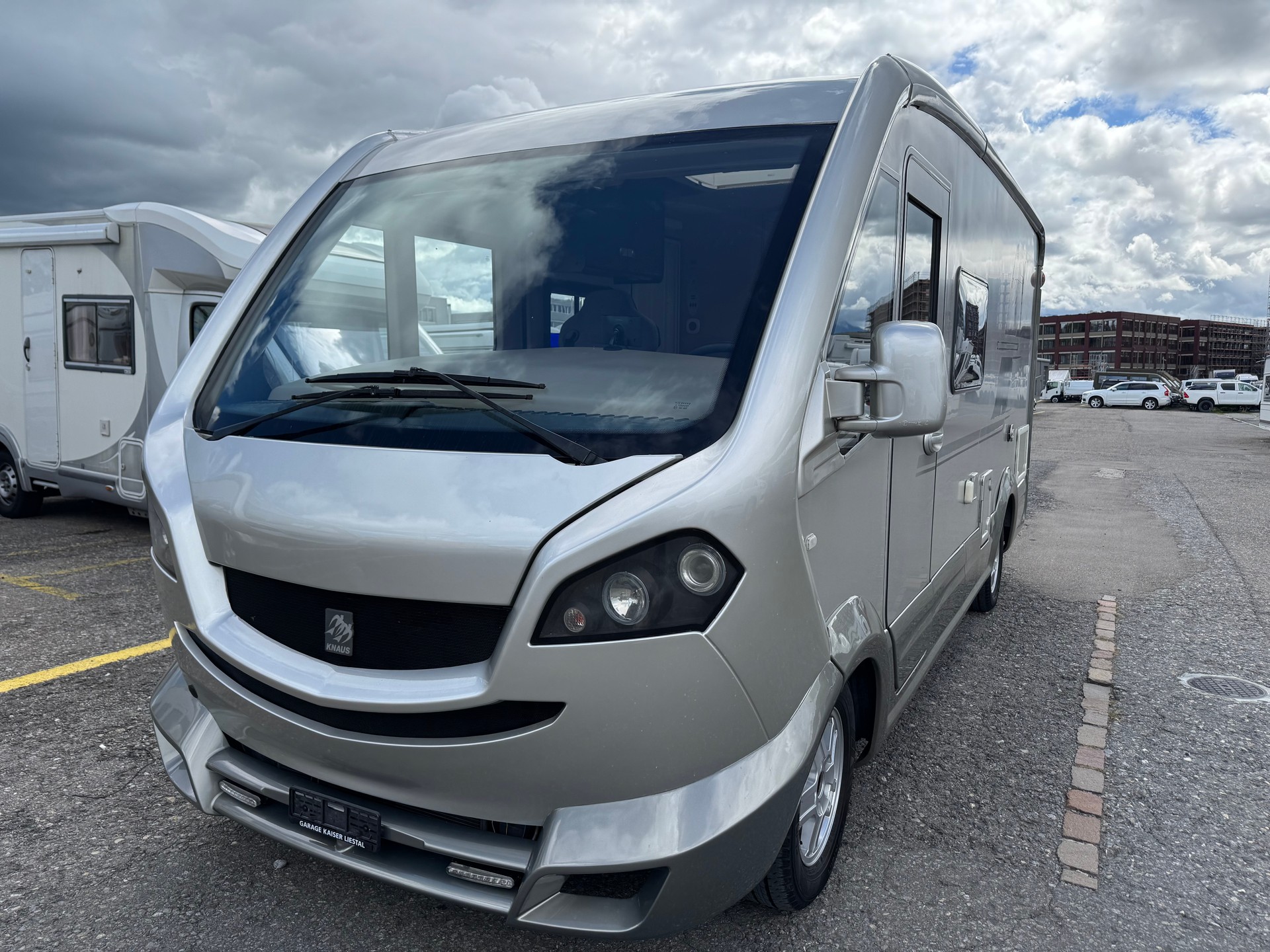 KNAUS Tabbert Renault Master 2.5 TDI - 750 kg Nutzlast Total 3500 kg-image-0
