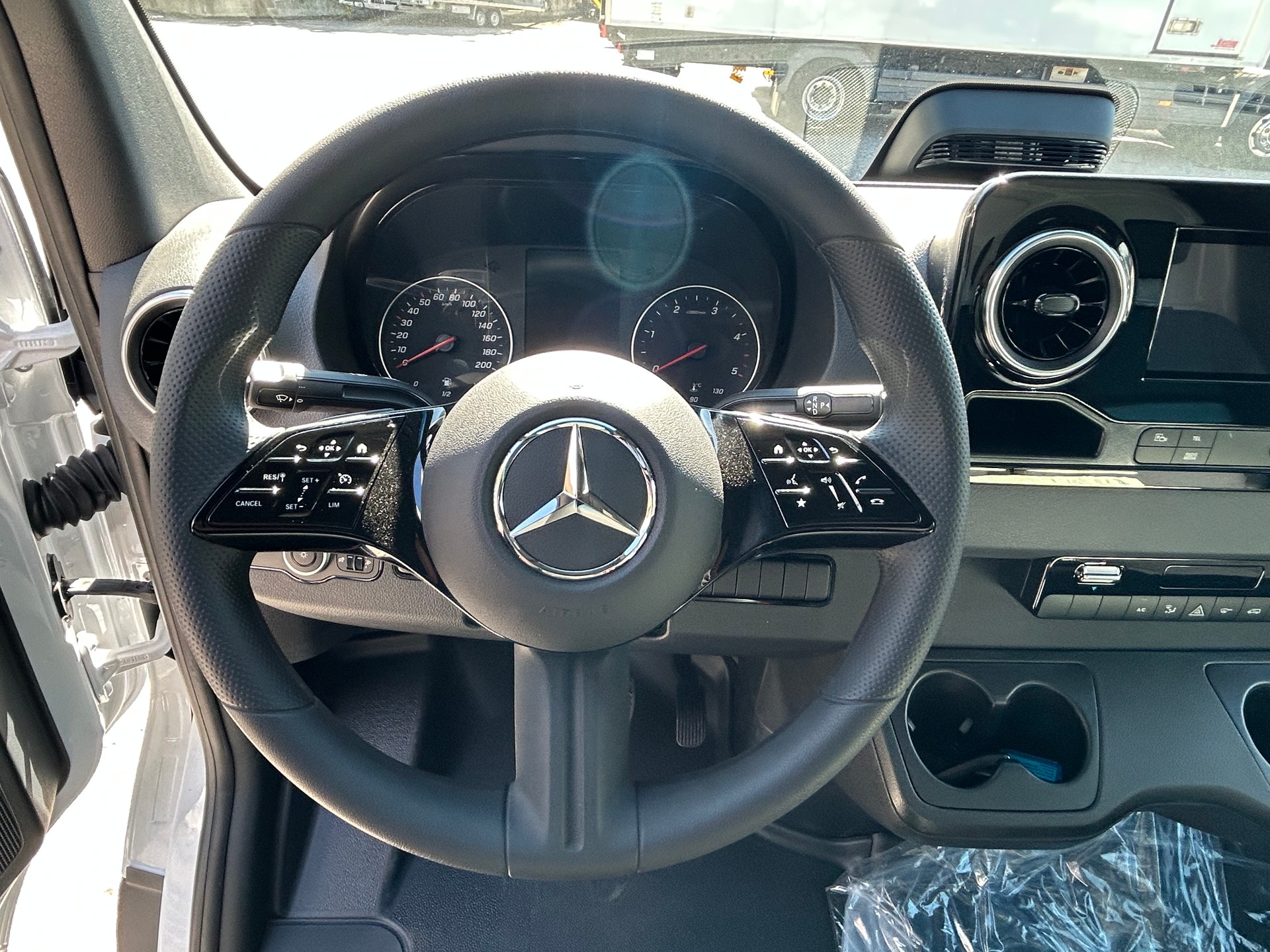 MERCEDES-BENZ Sprinter 317 CDI Standard Blache/Hebebühne-image-12