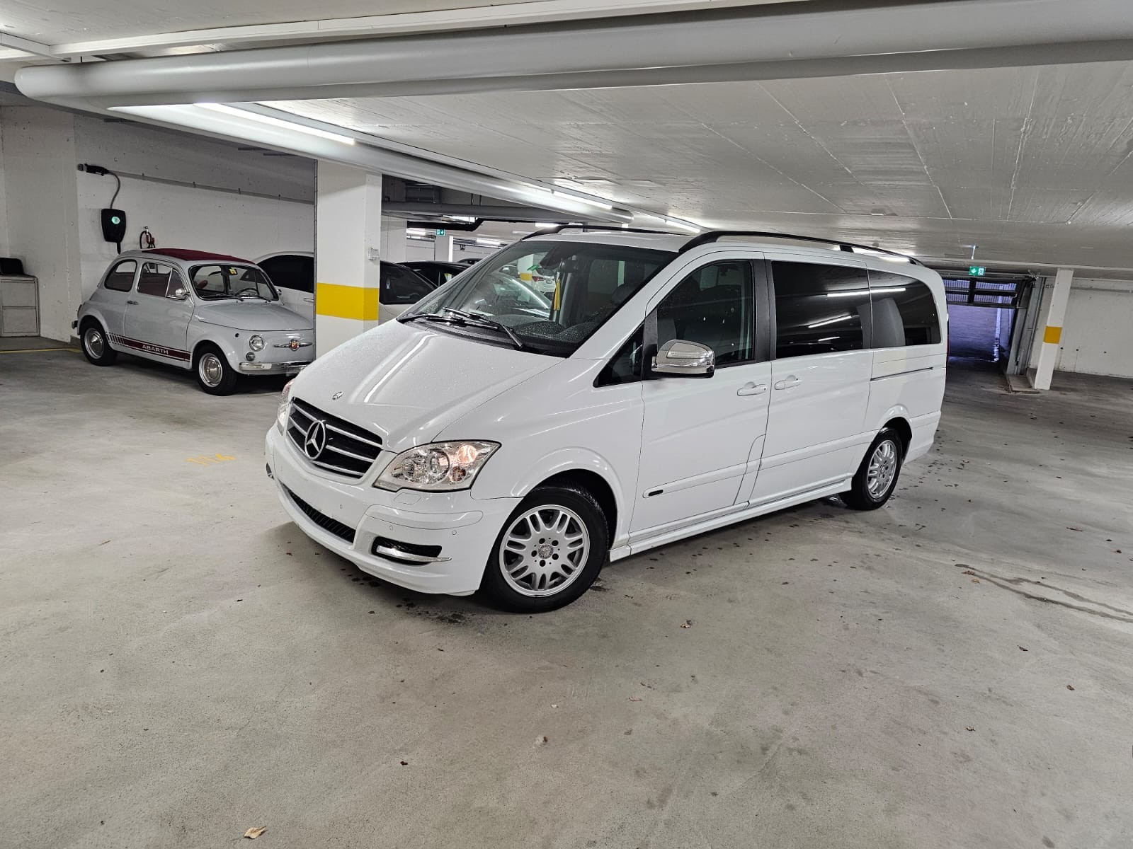 MERCEDES-BENZ Viano 3.0 CDI Blue Eff. Grand Ed. Avantgarde A-image-0