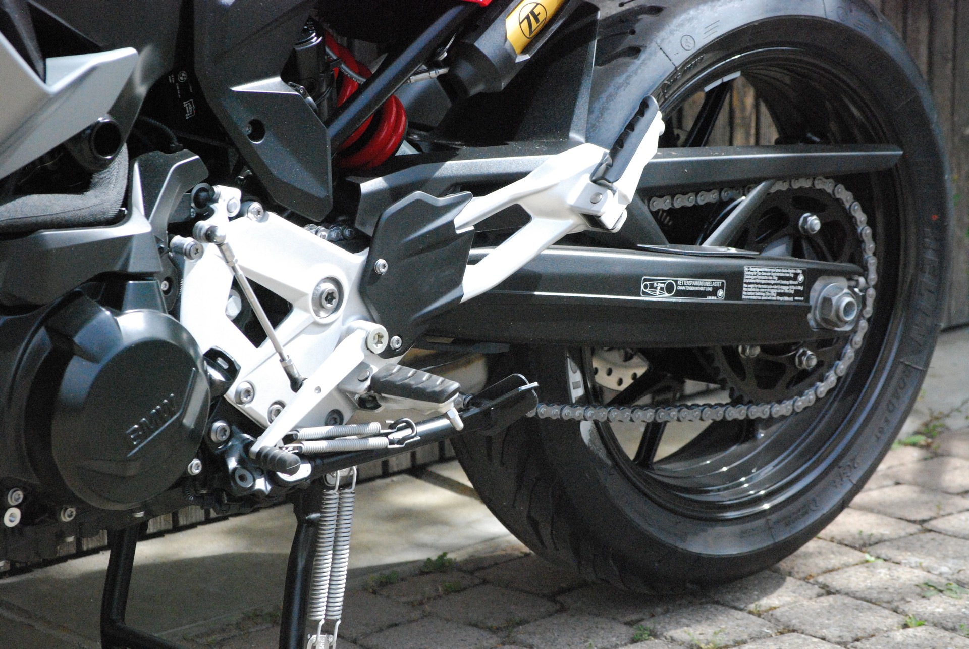 BMW F 900 XR ABS-image-8