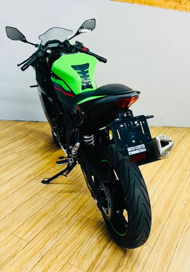 KAWASAKI Ninja 125-image-4