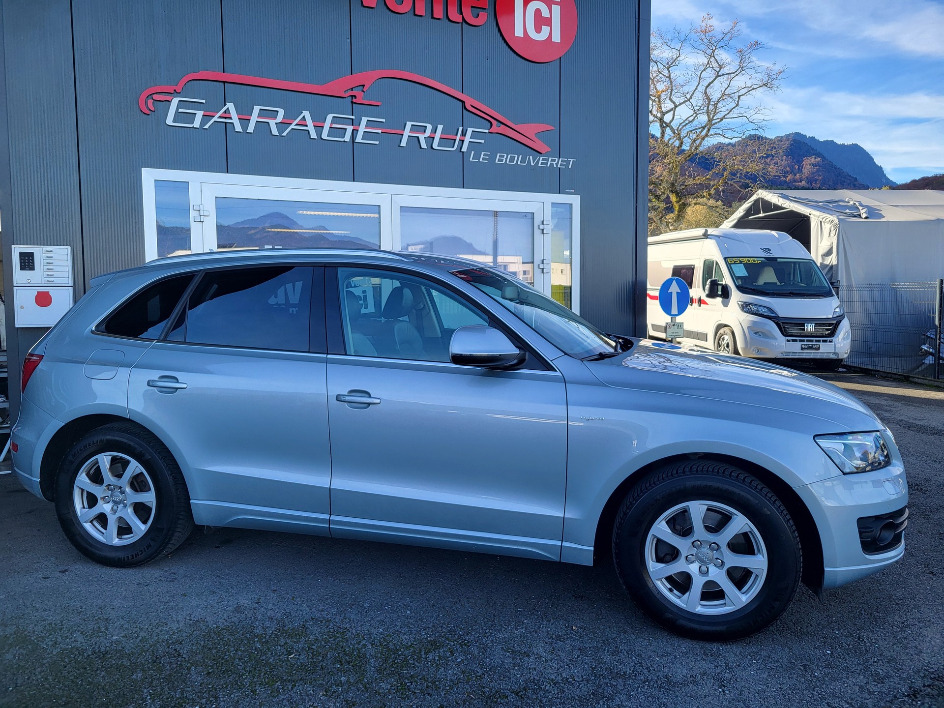 AUDI Q5 2.0 TFSI hybrid quattro tiptronic-image-19