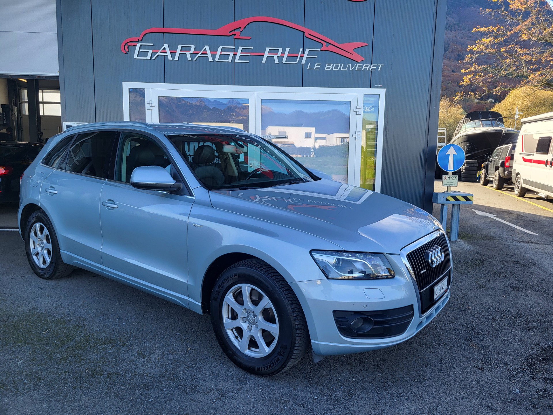 AUDI Q5 2.0 TFSI hybrid quattro tiptronic-image-1
