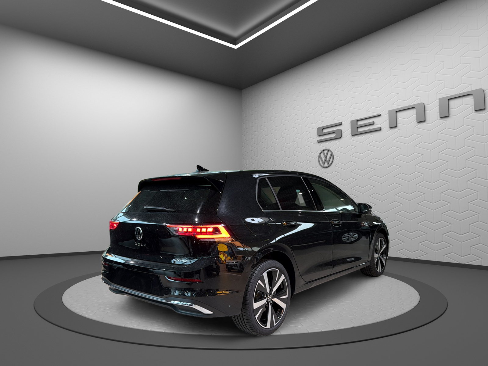 VW Golf 1.5 TSI PHEV Style-image-2