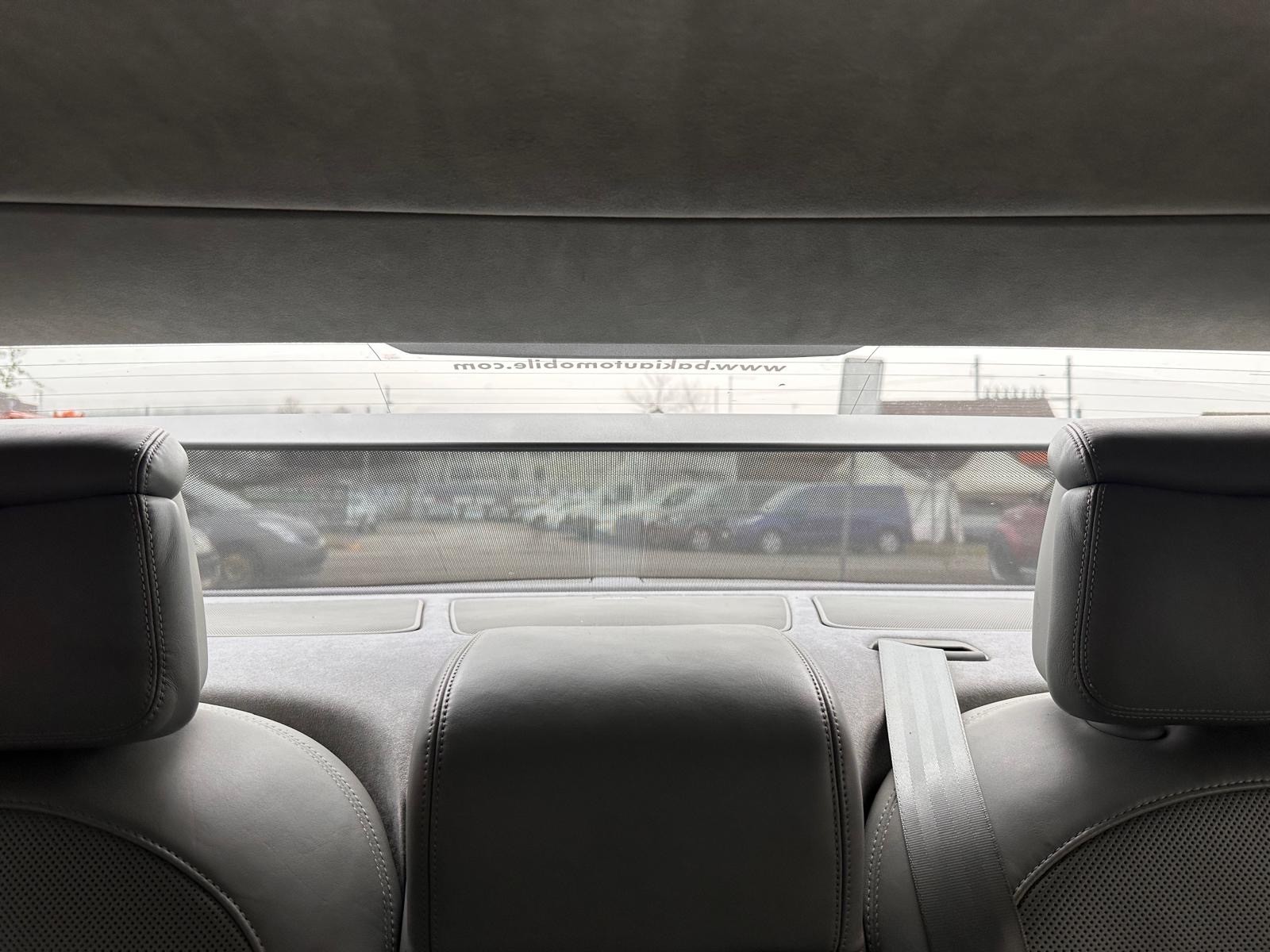AUDI A8 4.2 TDI-image-26