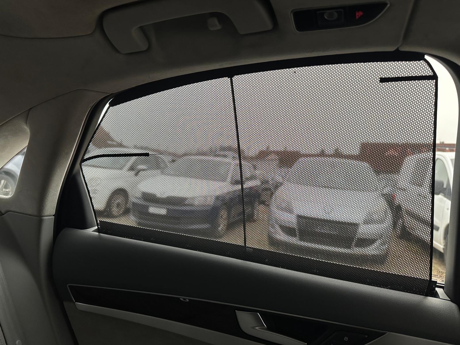 AUDI A8 4.2 TDI-image-21