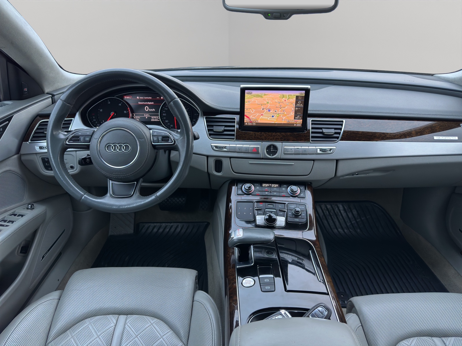 AUDI A8 4.2 TDI-image-9