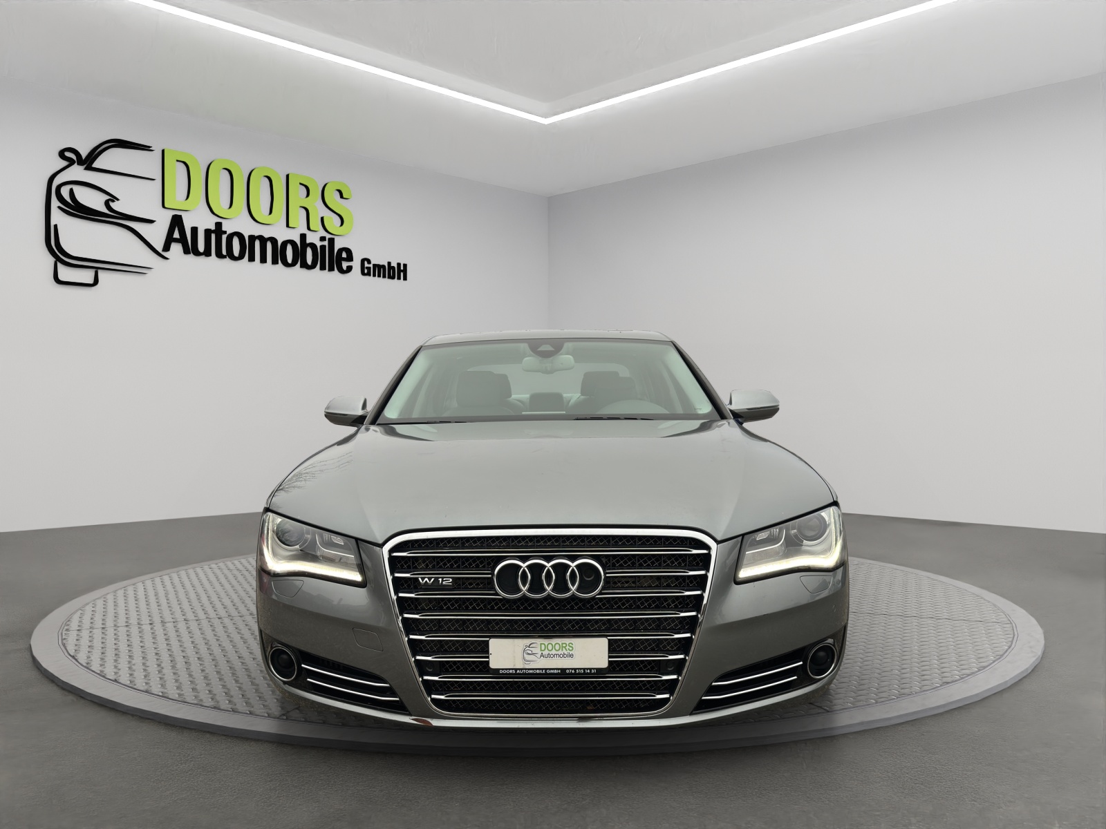 AUDI A8 4.2 TDI-image-1