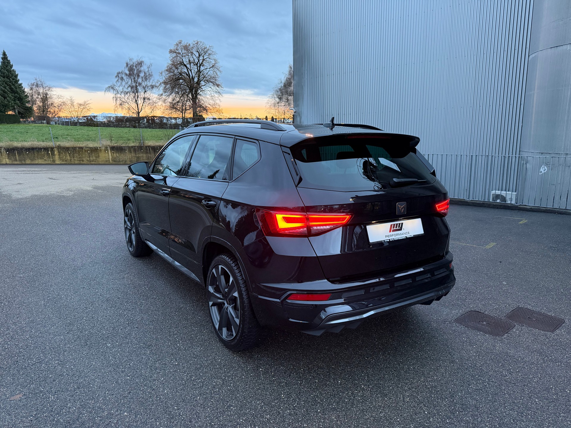 CUPRA Ateca 2.0TSI 4Drive DSG-image-2