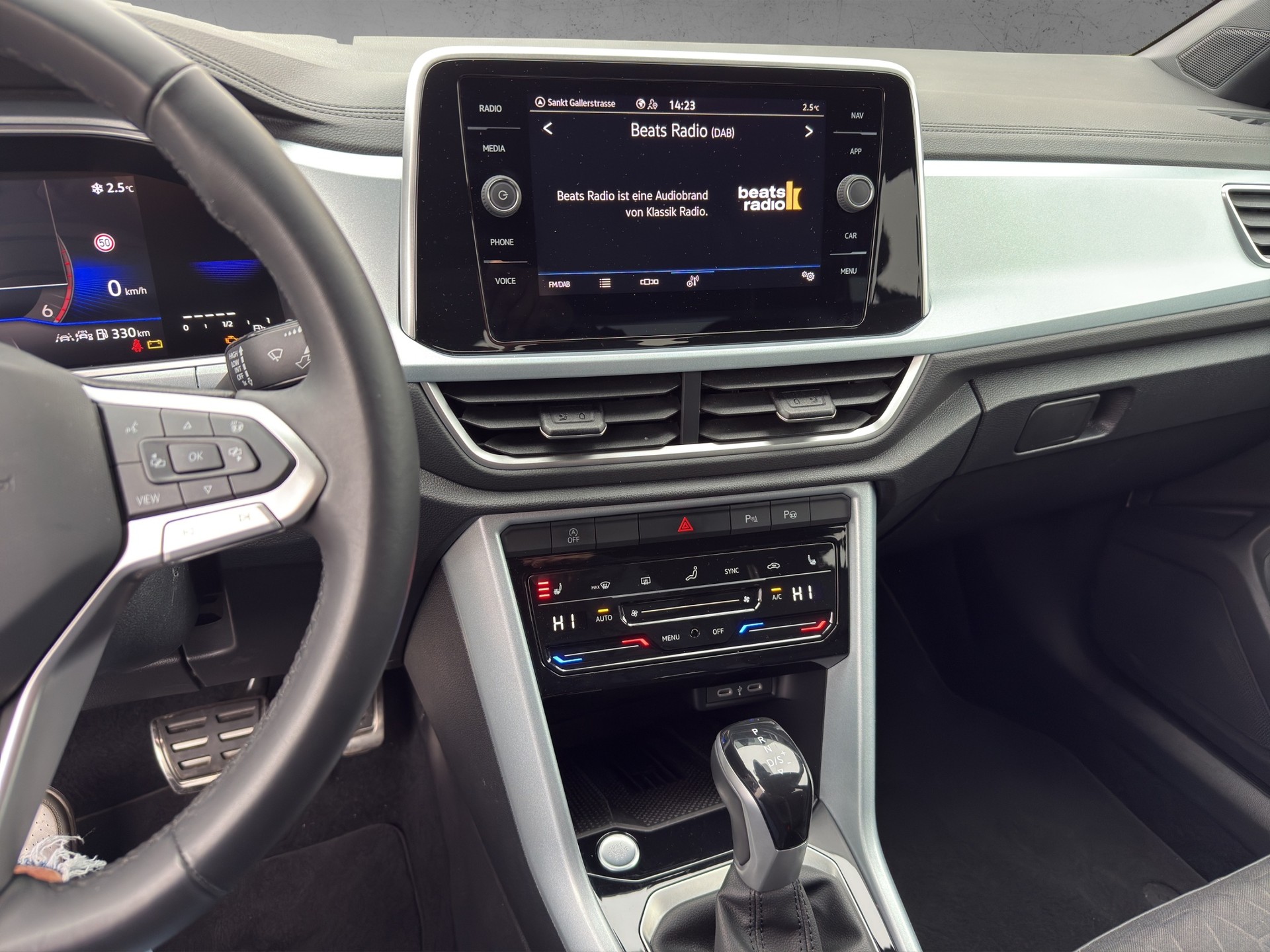 VW T-Roc 2.0 TDI SCR Goal DSG-image-6
