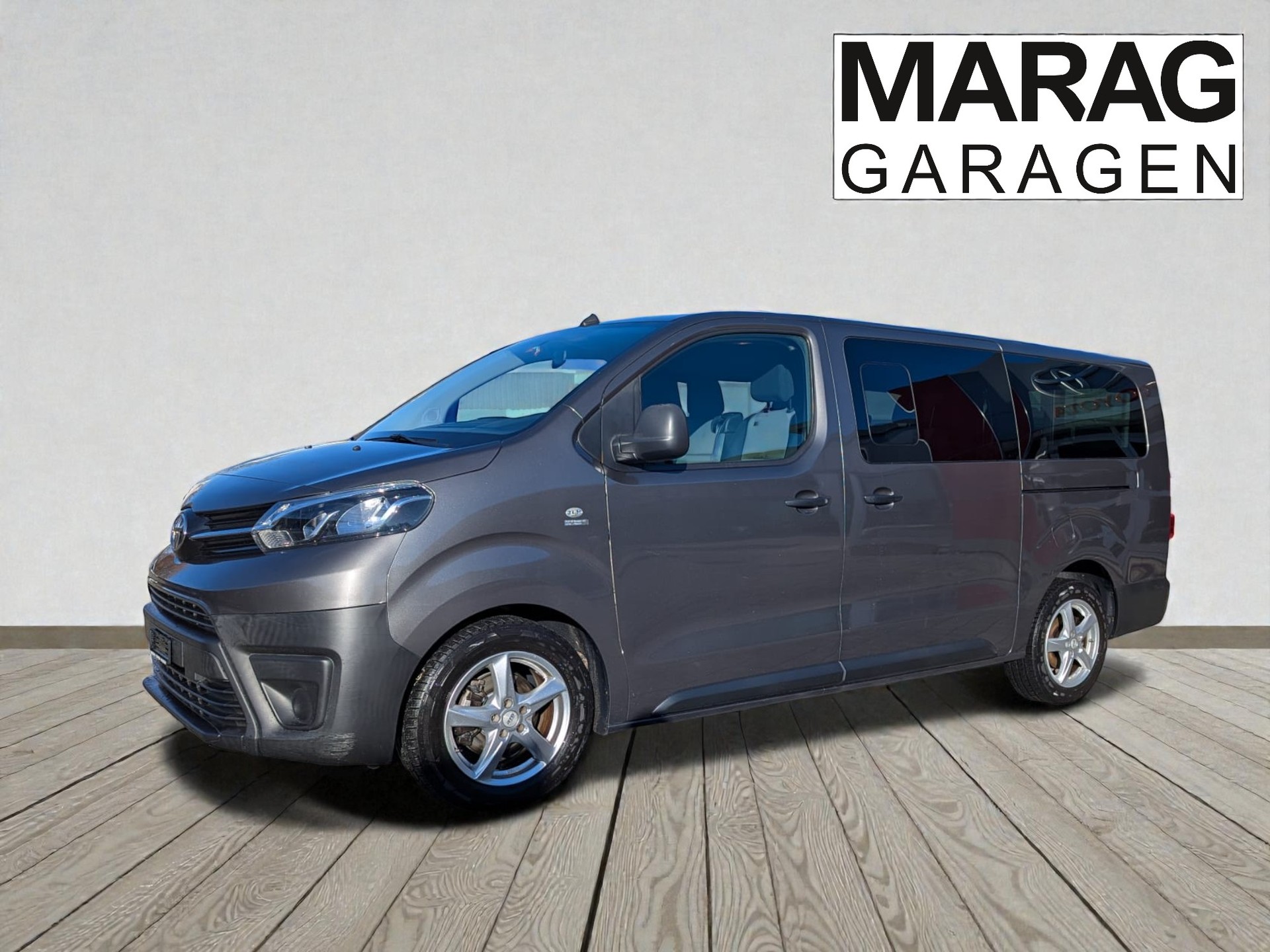 TOYOTA Proace 2.0D Combi L2 Long-image-1