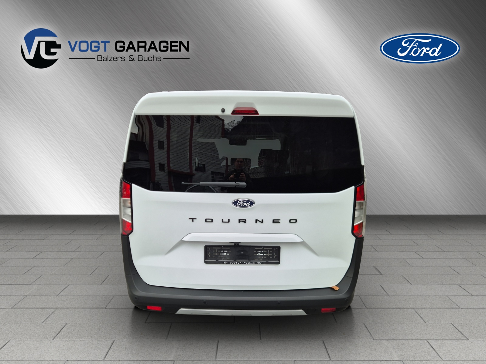 FORD TOURNEO COURIERier 1.0 EcoBoost Automat-image-4