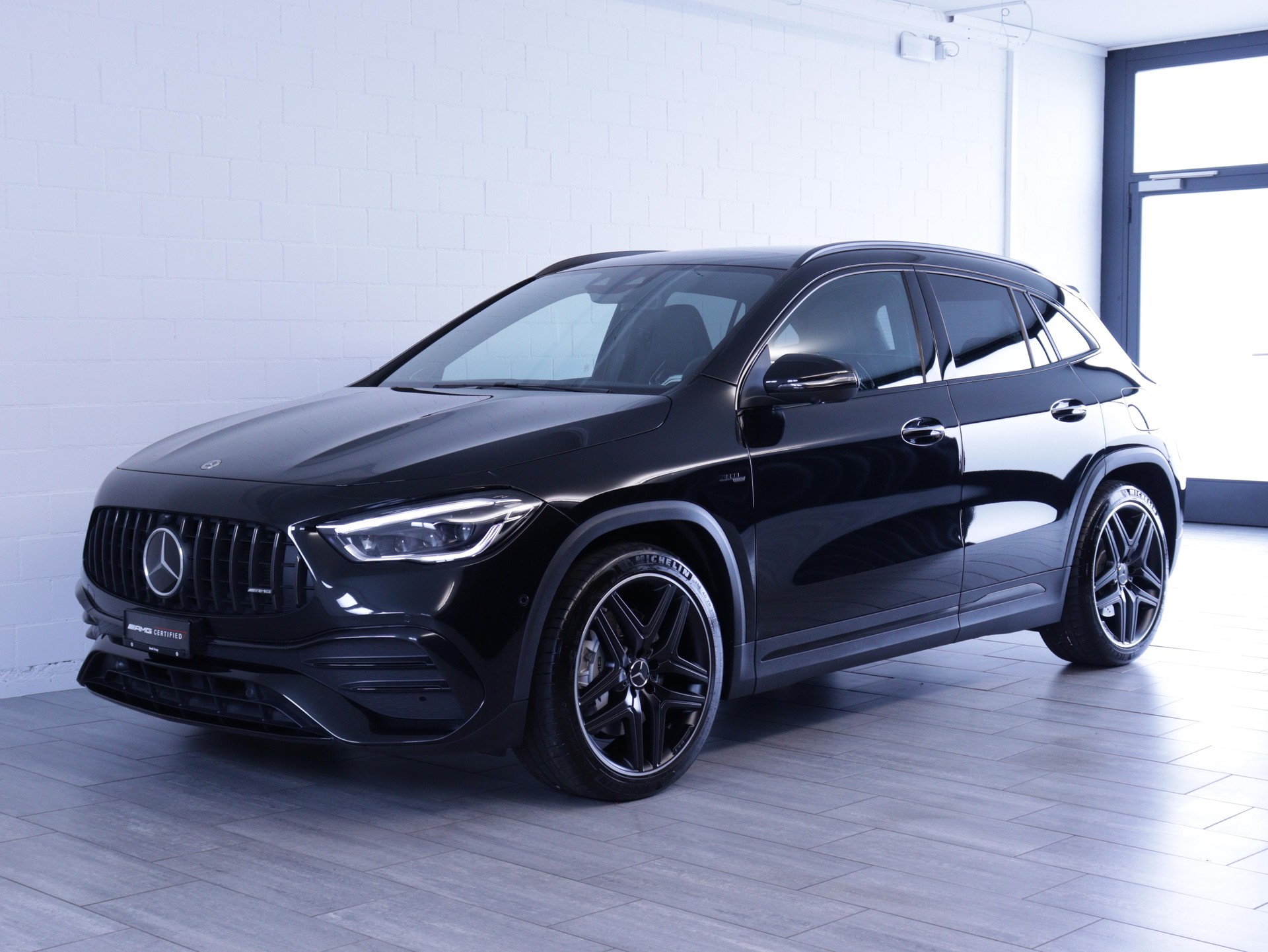 MERCEDES-BENZ GLA 35 AMG 4matic-image-0