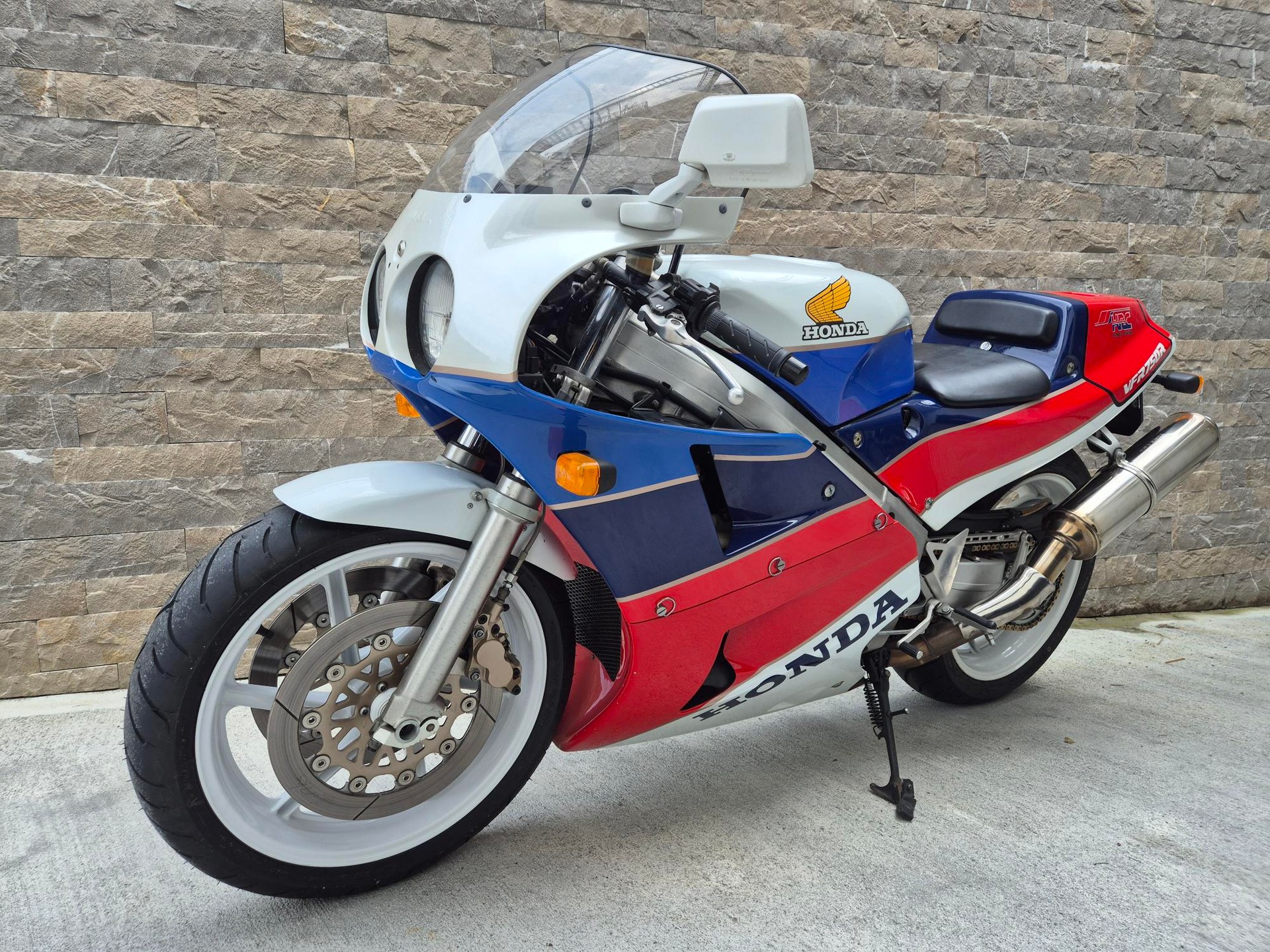 HONDA VFR 750 R