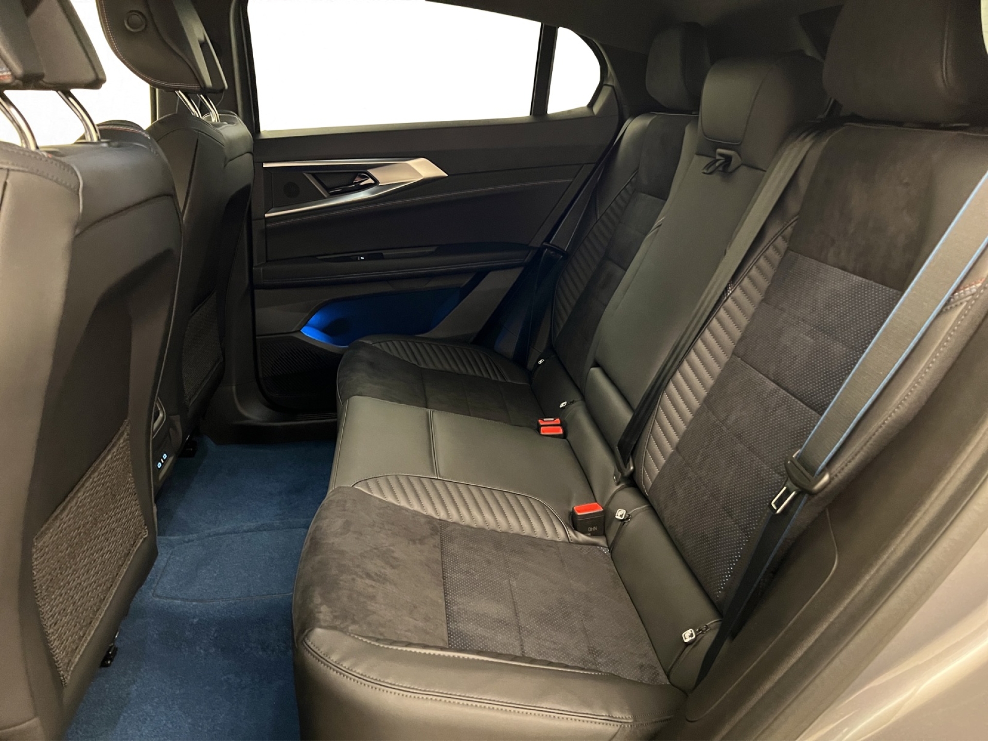 RENAULT Rafale 1.2 E-Tech Plug-in esprit Alpine 4x4-image-4