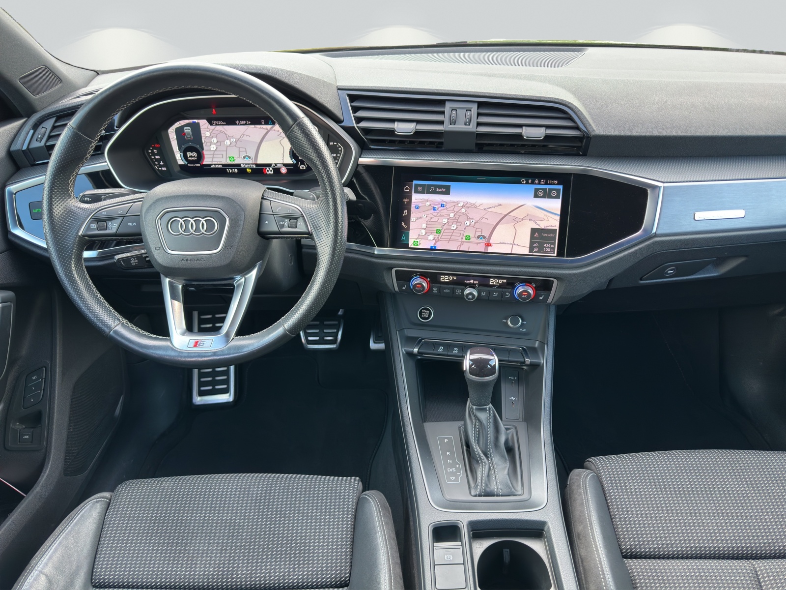AUDI Q3 35 TDI S line Attraction quattro S-tronic-image-6
