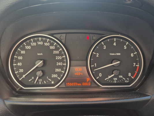 BMW 135i-image-9