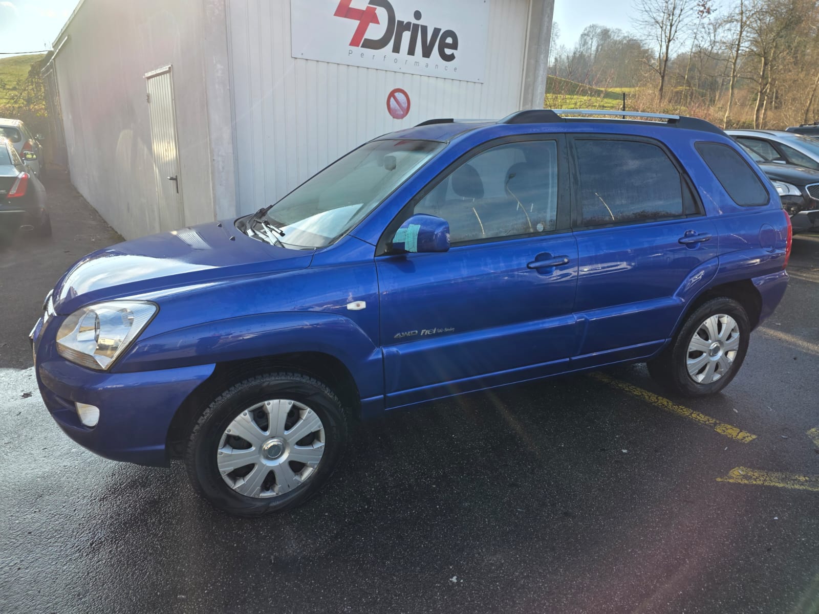 KIA Sportage 2.0 CRDi Trend-image-7